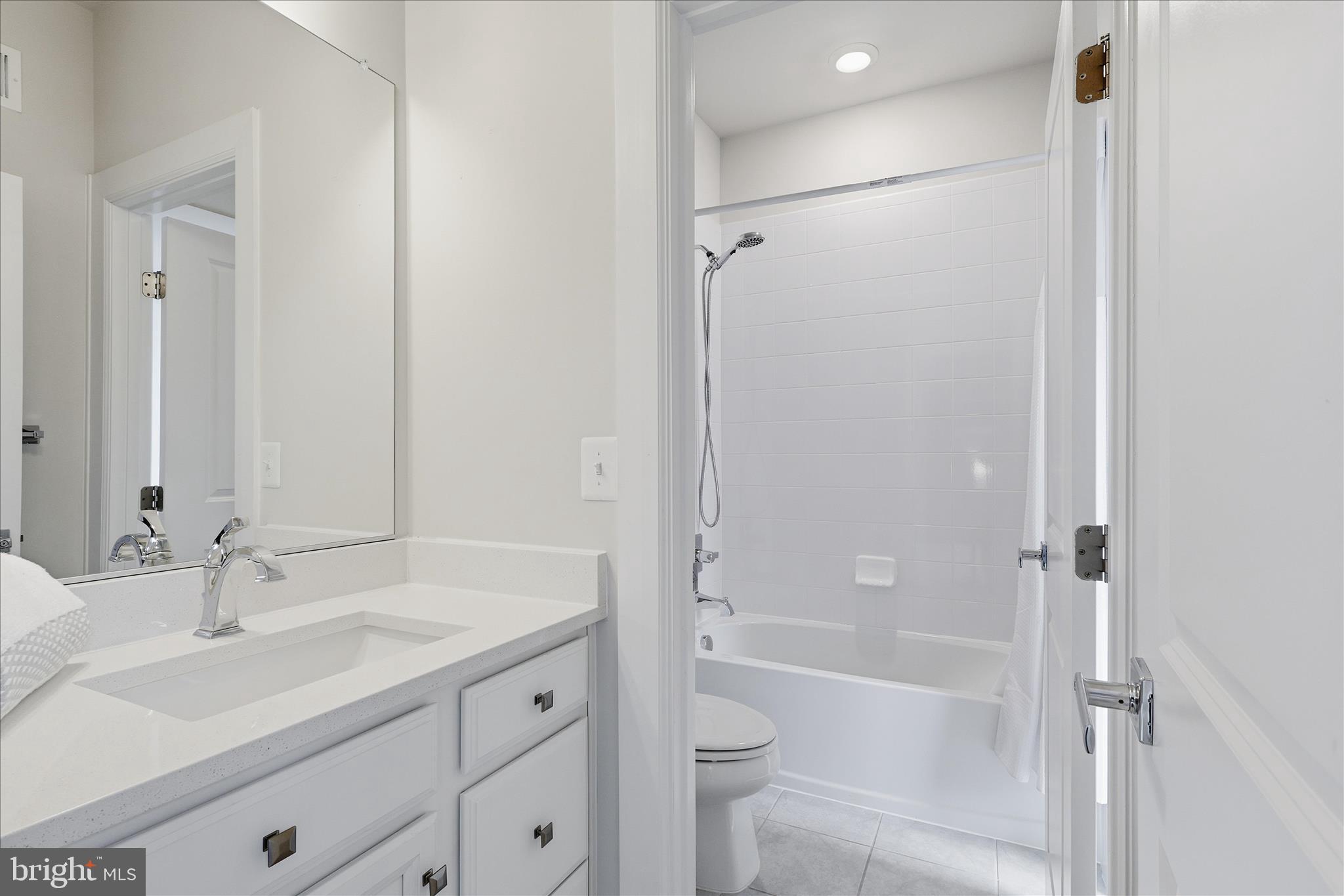 VIRGINIA CROSSING - Residential