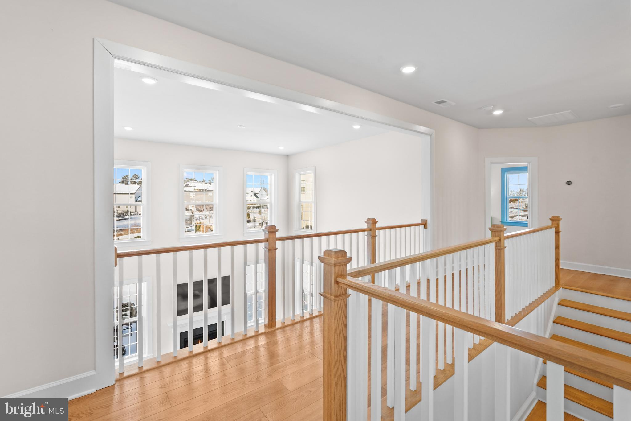 VIRGINIA CROSSING - Residential