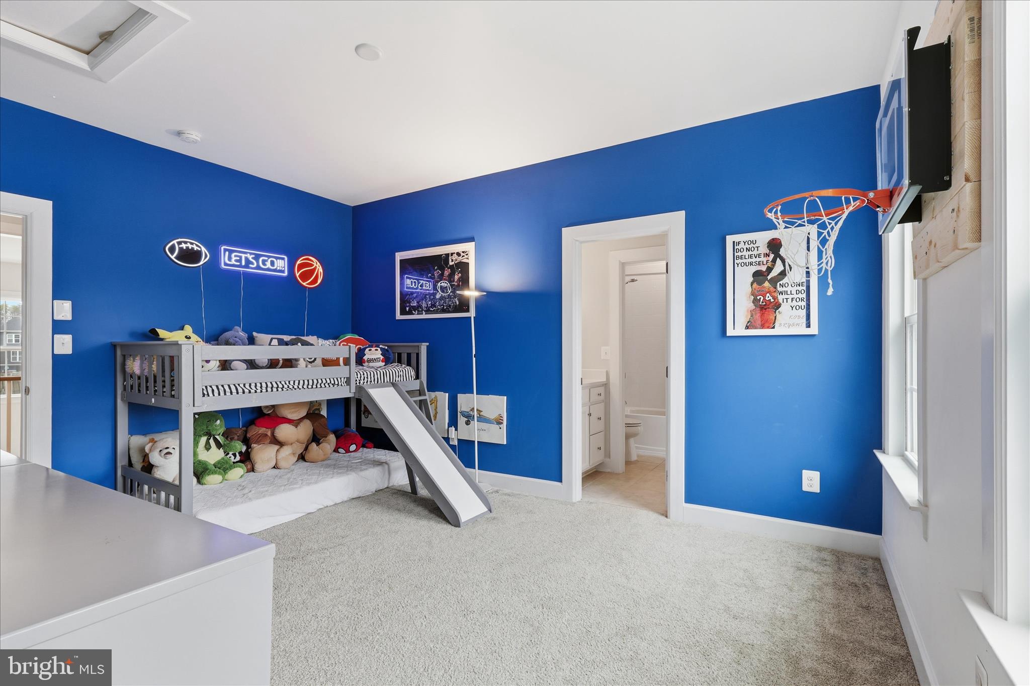 VIRGINIA CROSSING - Residential