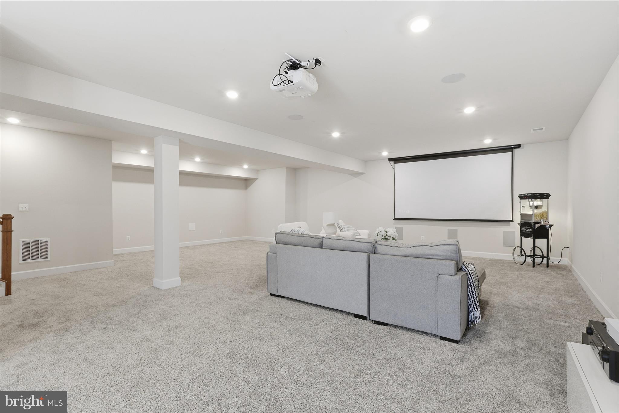 VIRGINIA CROSSING - Residential