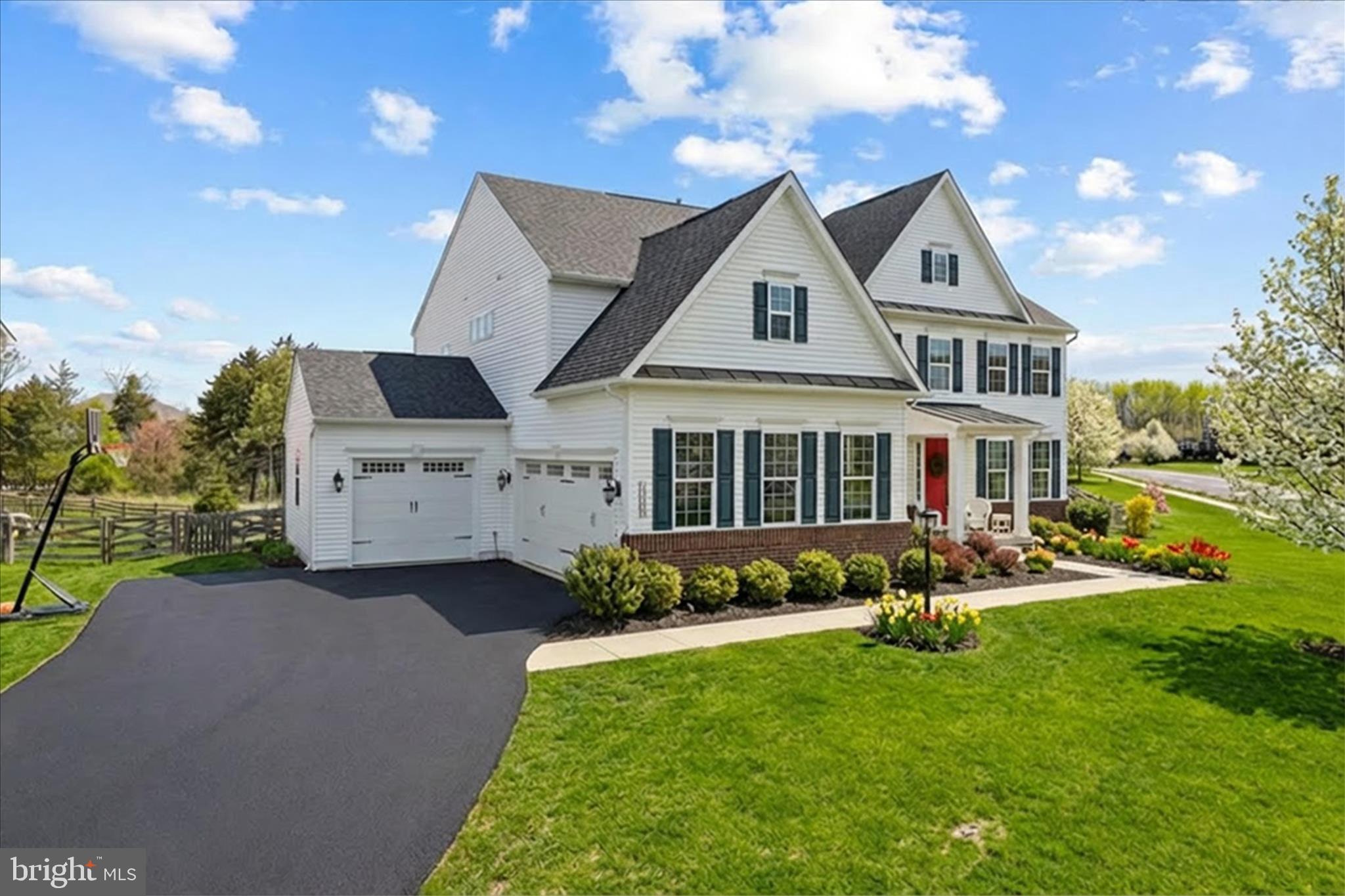 VIRGINIA CROSSING - Residential