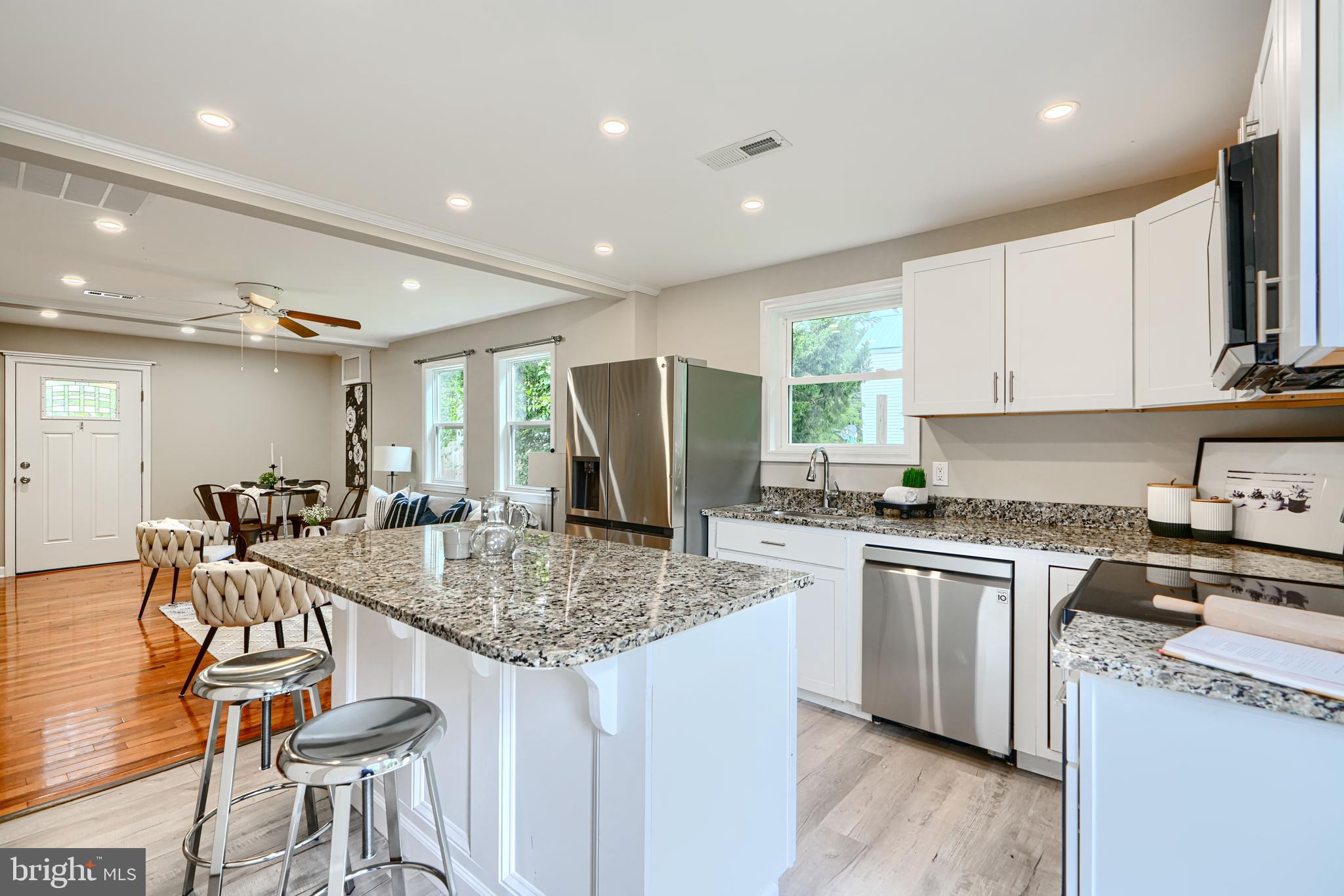 CENTREVILLE - Residential