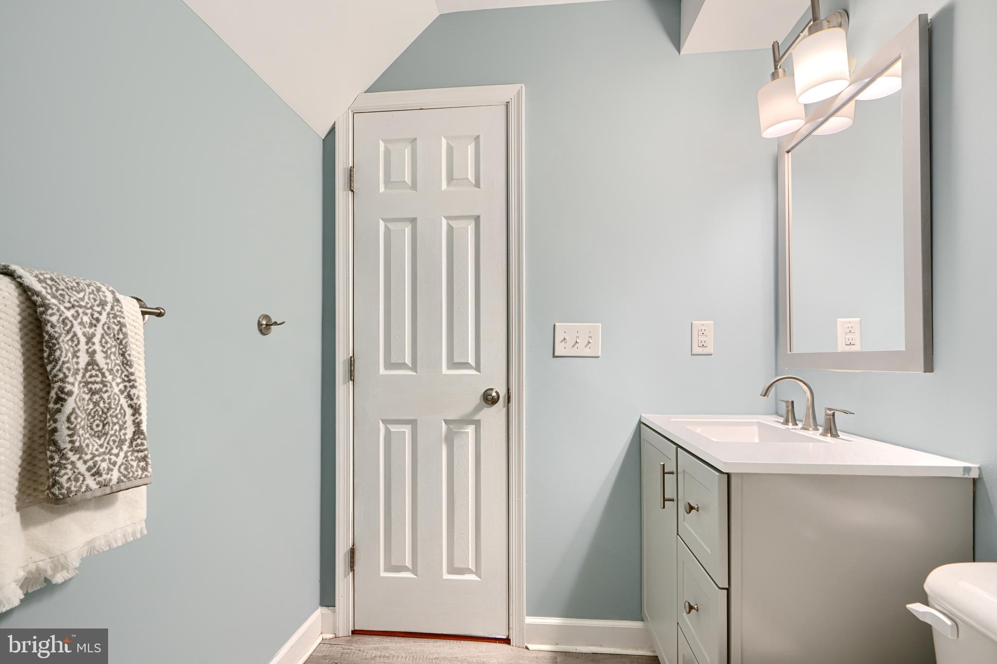 CENTREVILLE - Residential