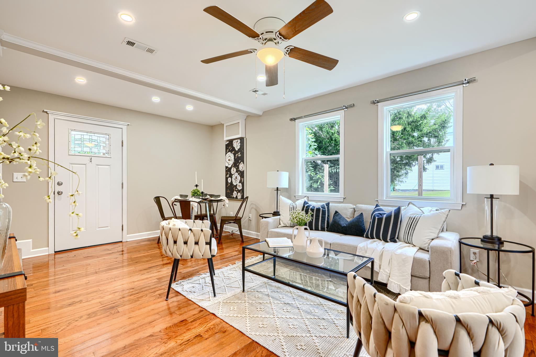 CENTREVILLE - Residential