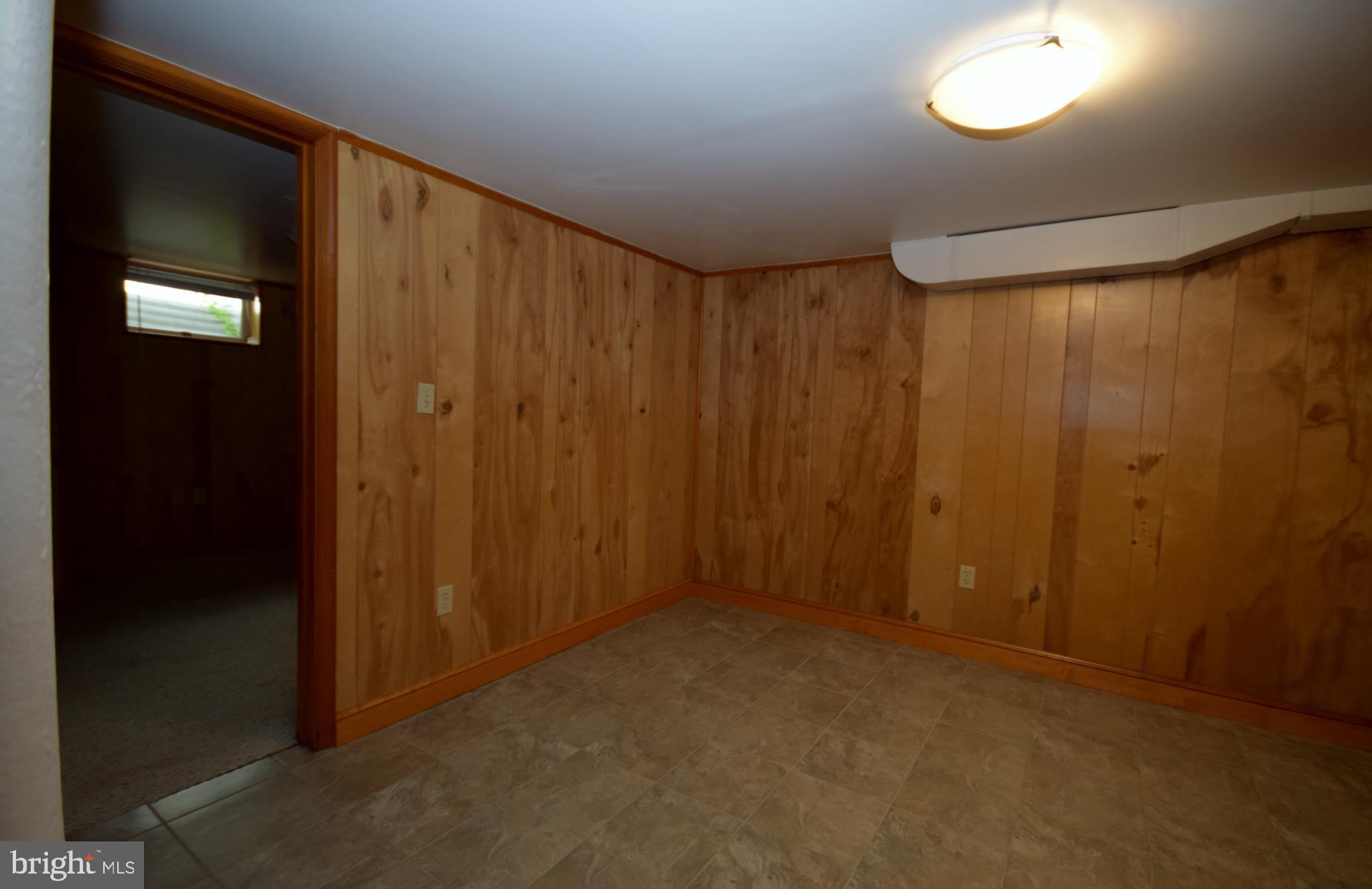 GREENWAY DOWNS - Residential Lease