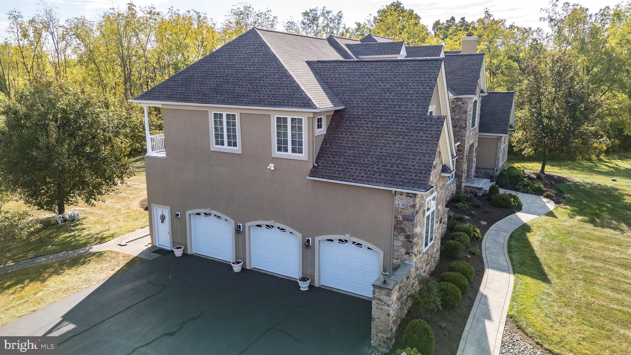 AVALLON AT MOYERS - Residential