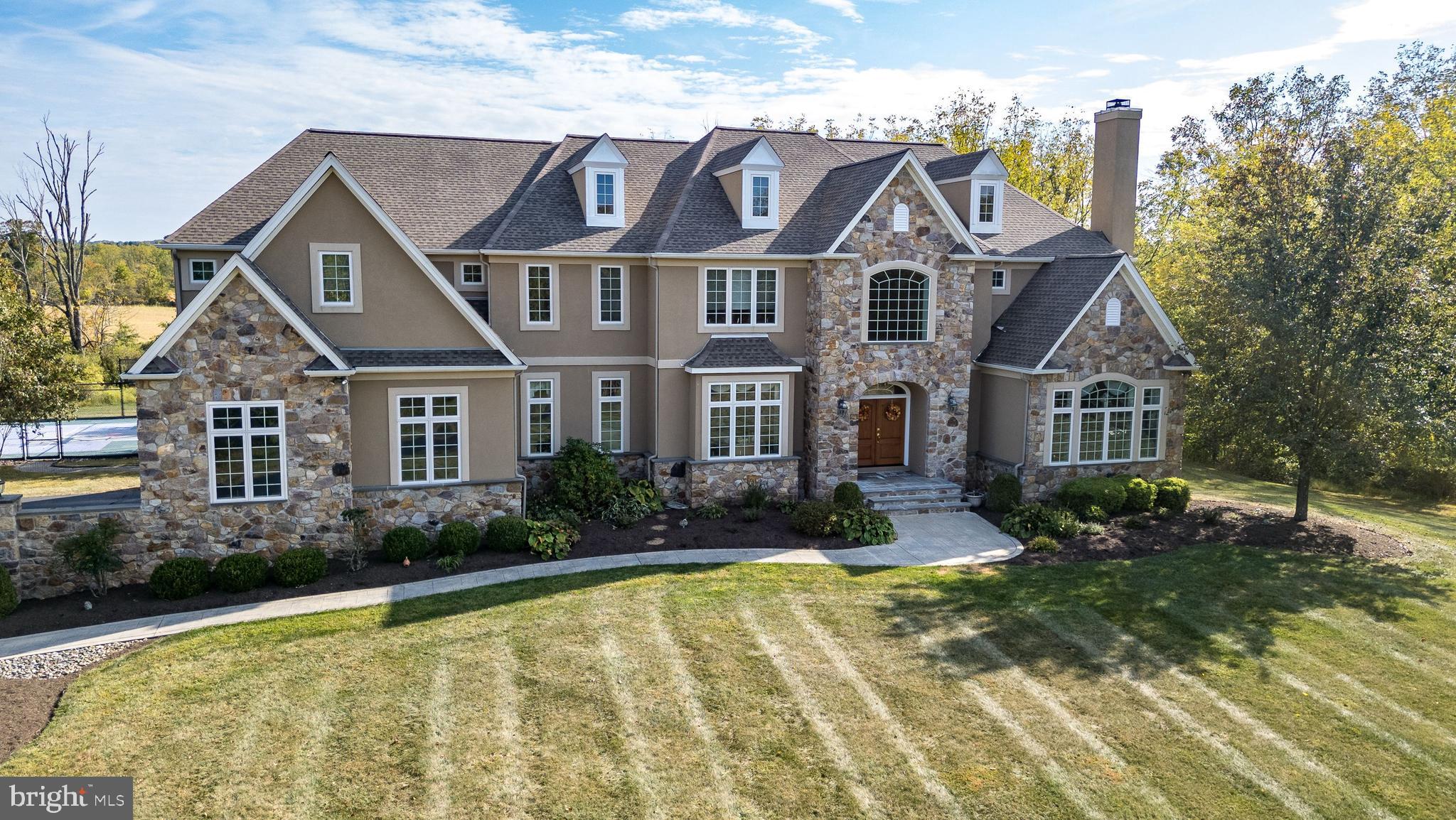 AVALLON AT MOYERS - Residential