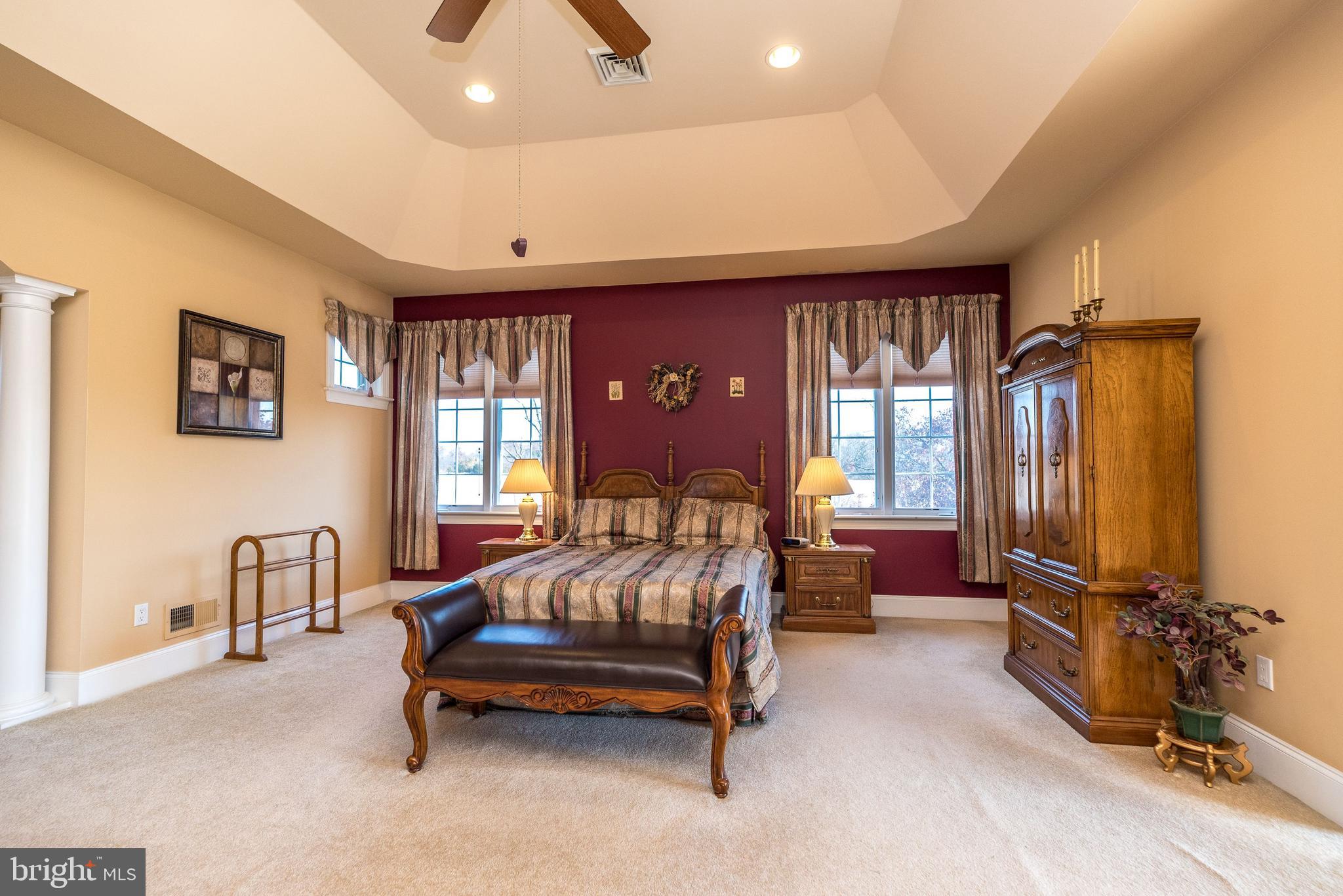 AVALLON AT MOYERS - Residential