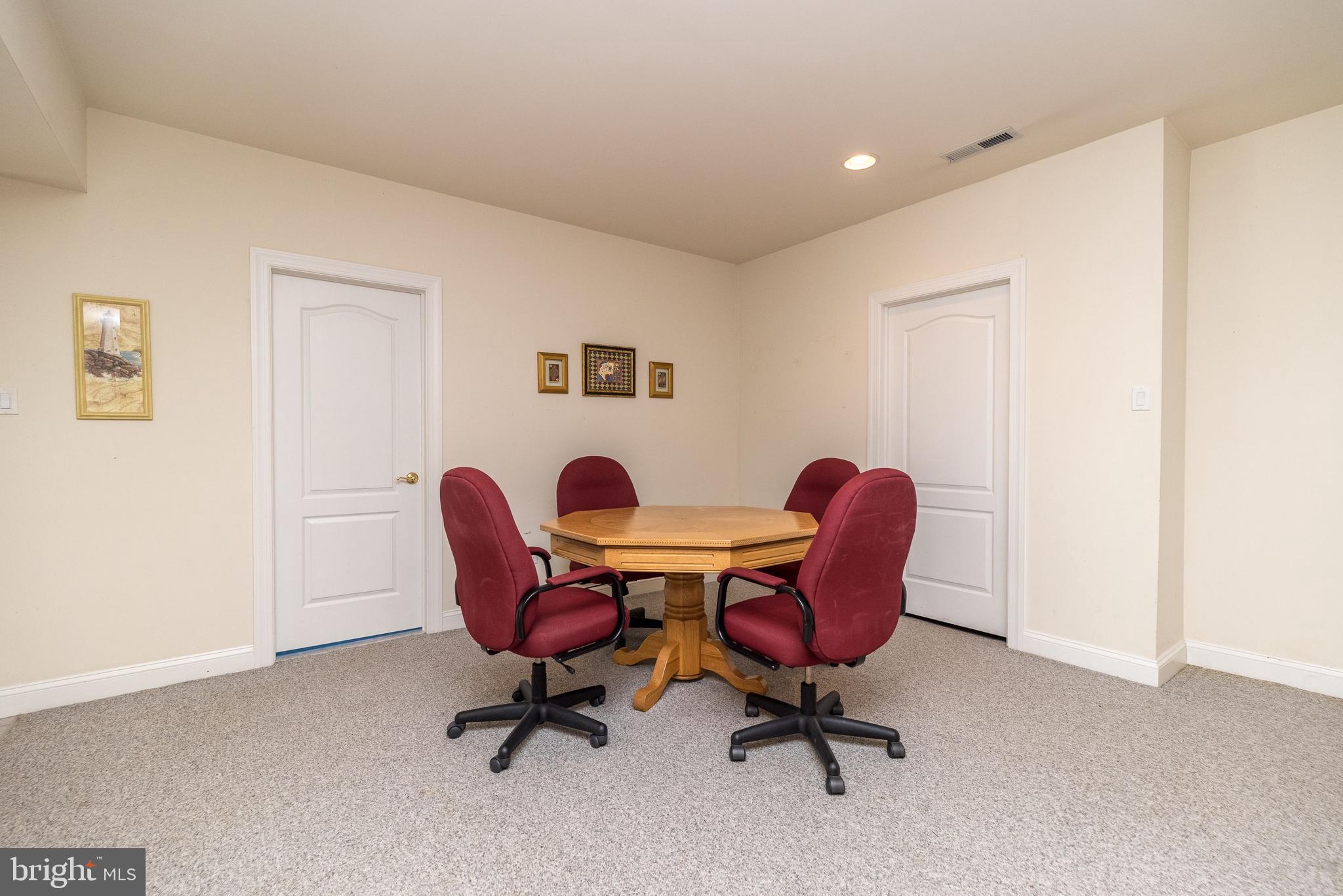 AVALLON AT MOYERS - Residential