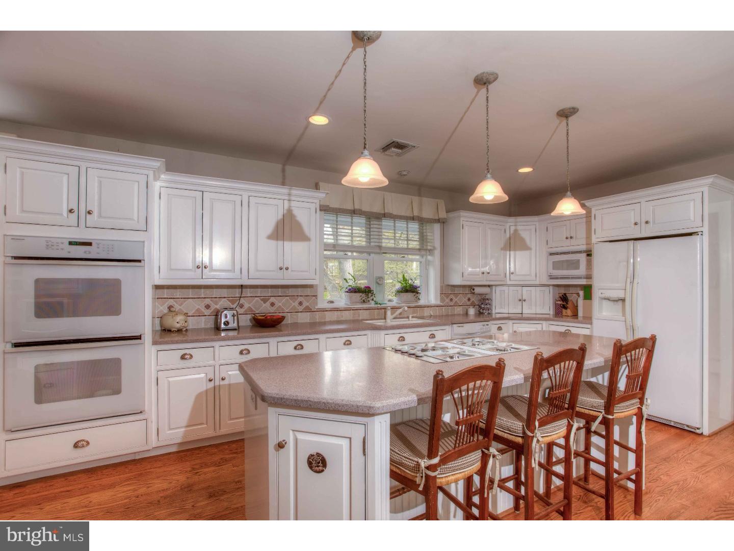 ASHWOOD MANOR - Residential