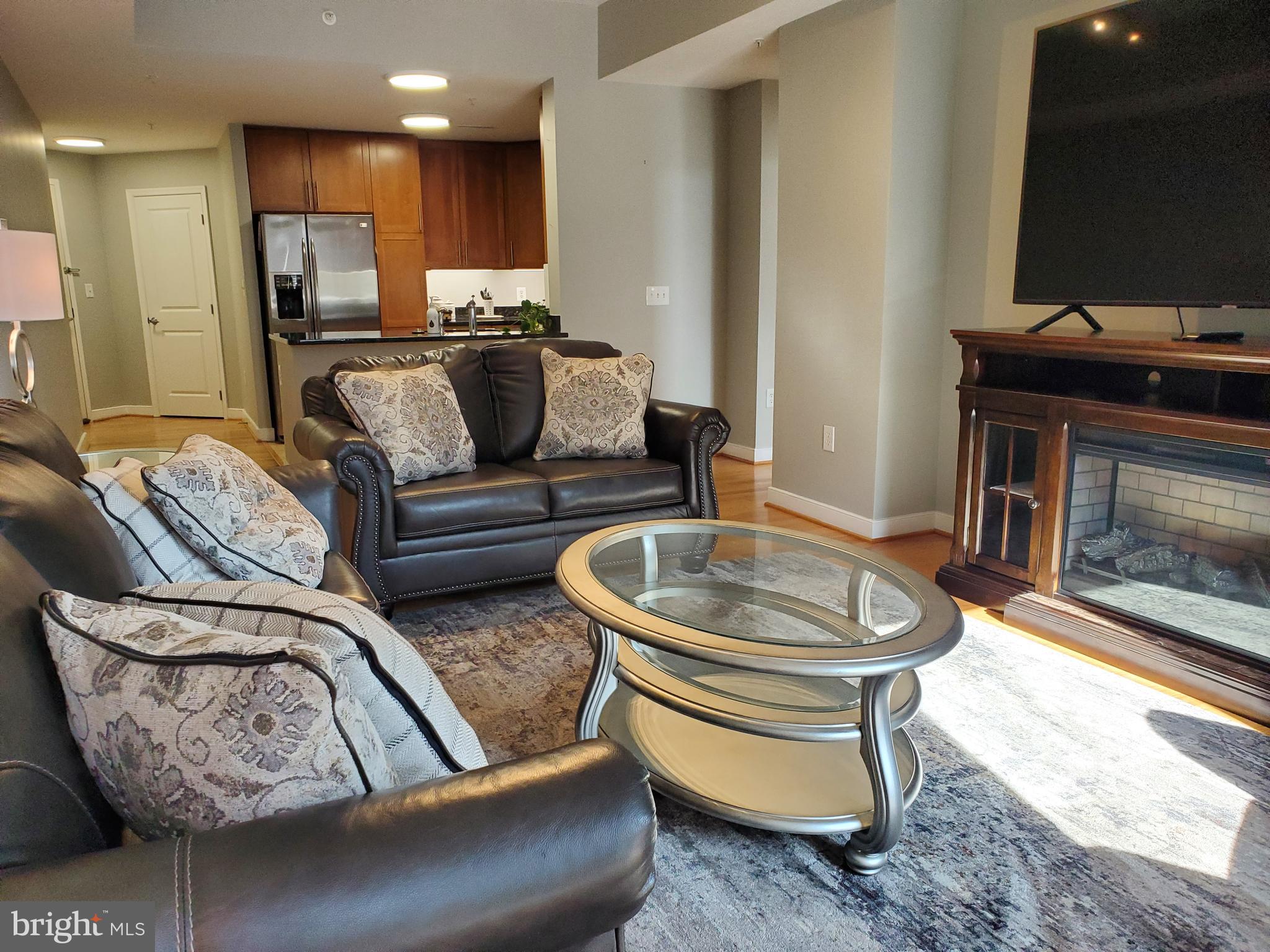 NATIONAL HARBOR - Residential Lease