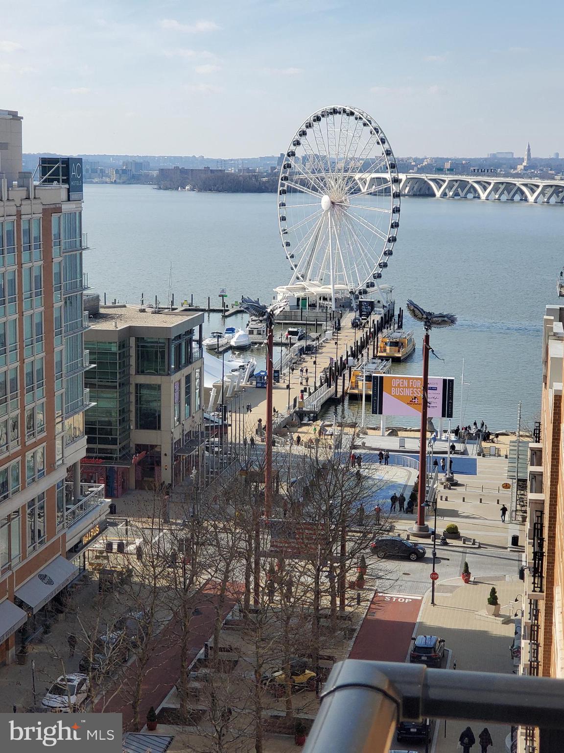 NATIONAL HARBOR - Residential Lease