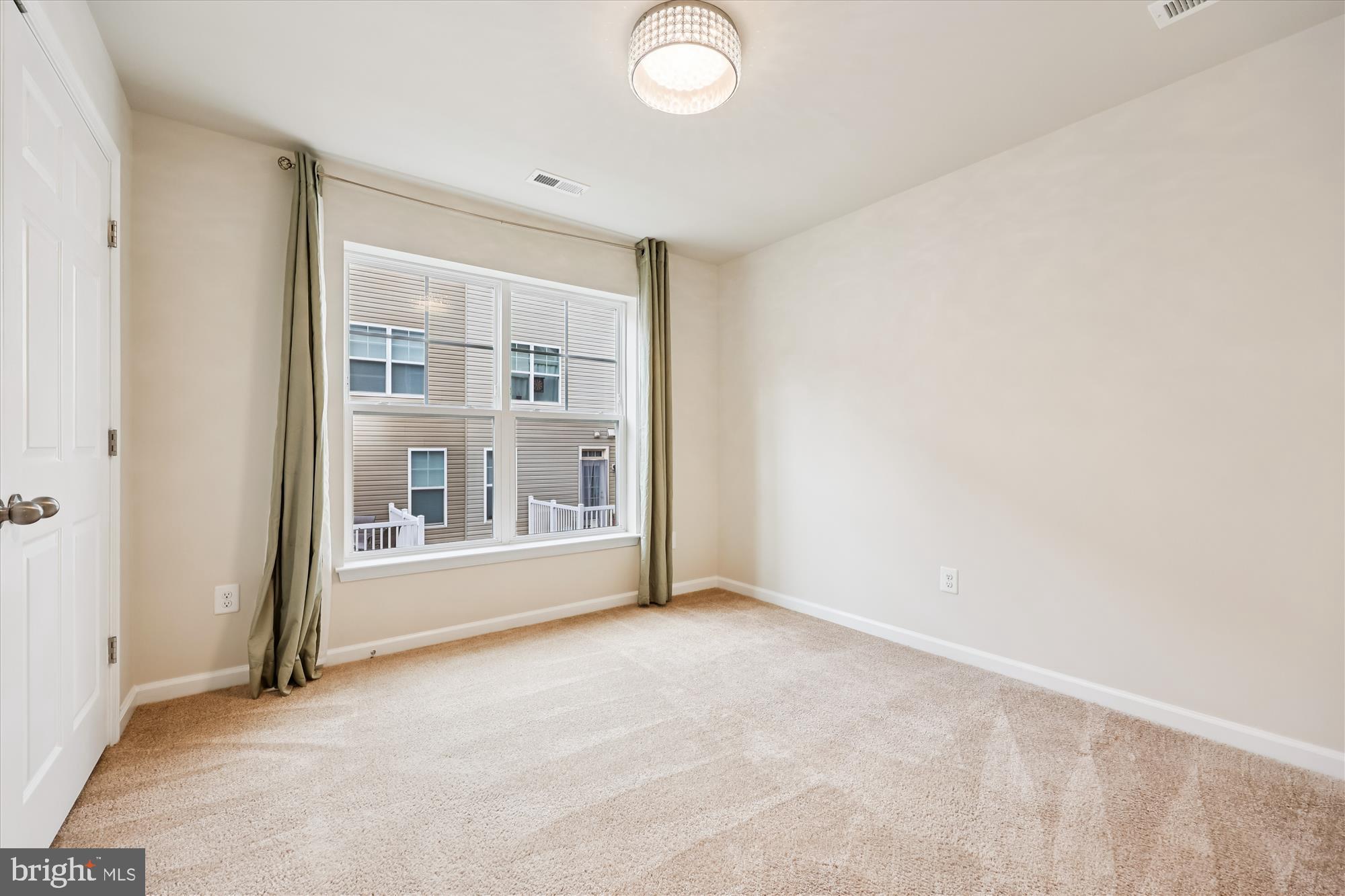 JEFFERSON PLACE - Residential