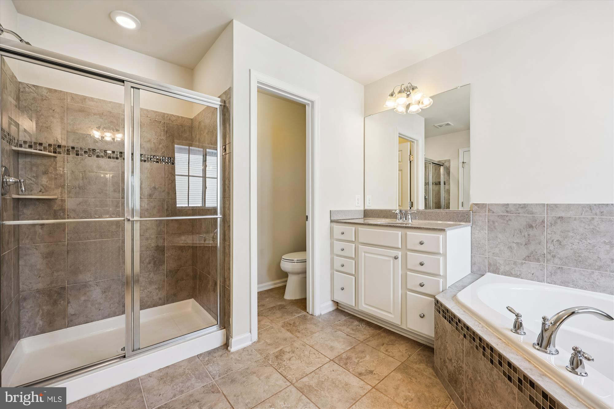 JEFFERSON PLACE - Residential