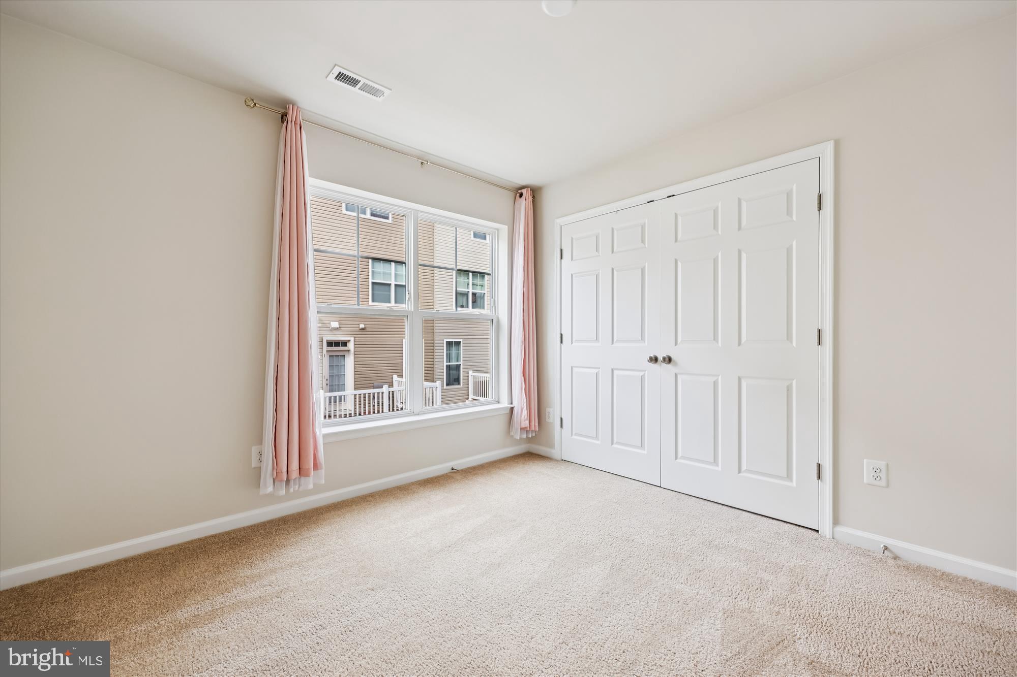 JEFFERSON PLACE - Residential