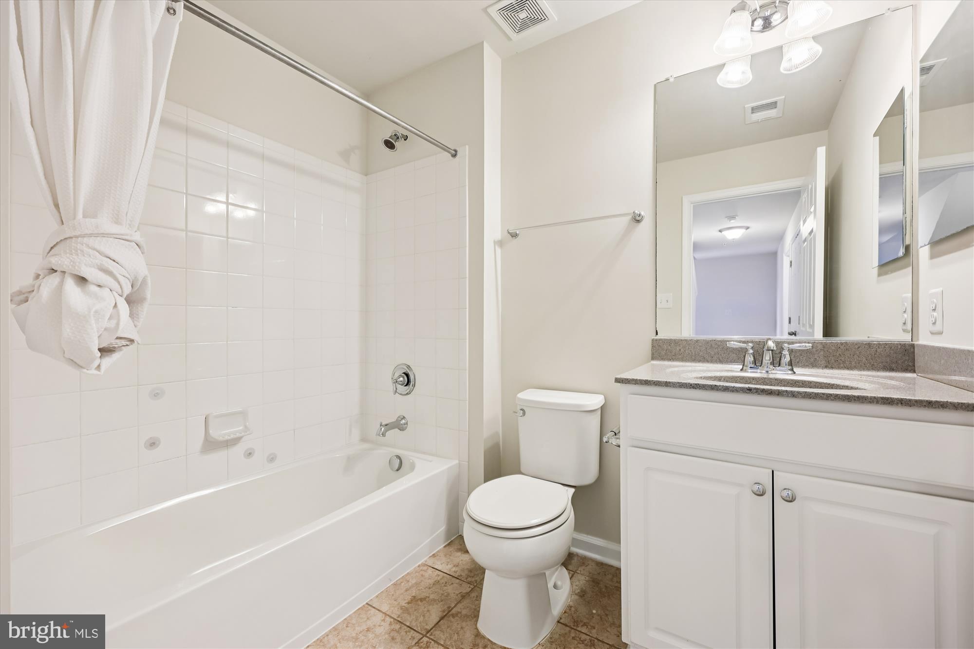 JEFFERSON PLACE - Residential