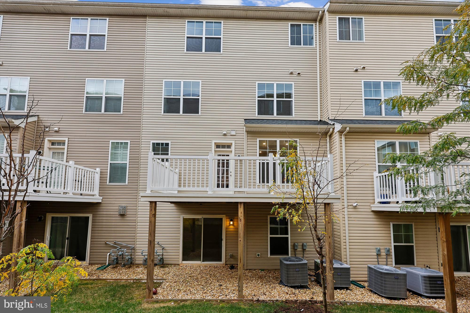 JEFFERSON PLACE - Residential