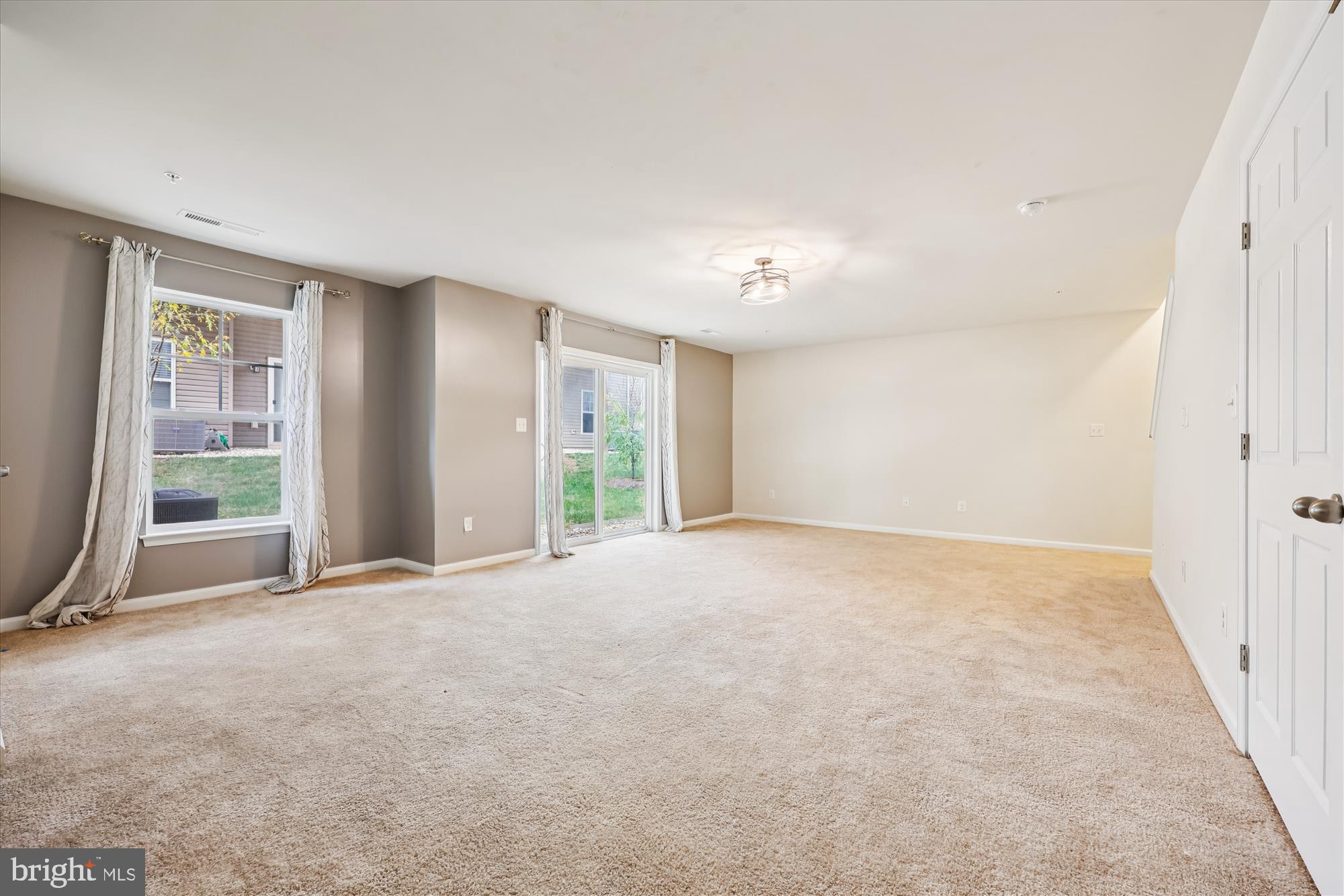 JEFFERSON PLACE - Residential