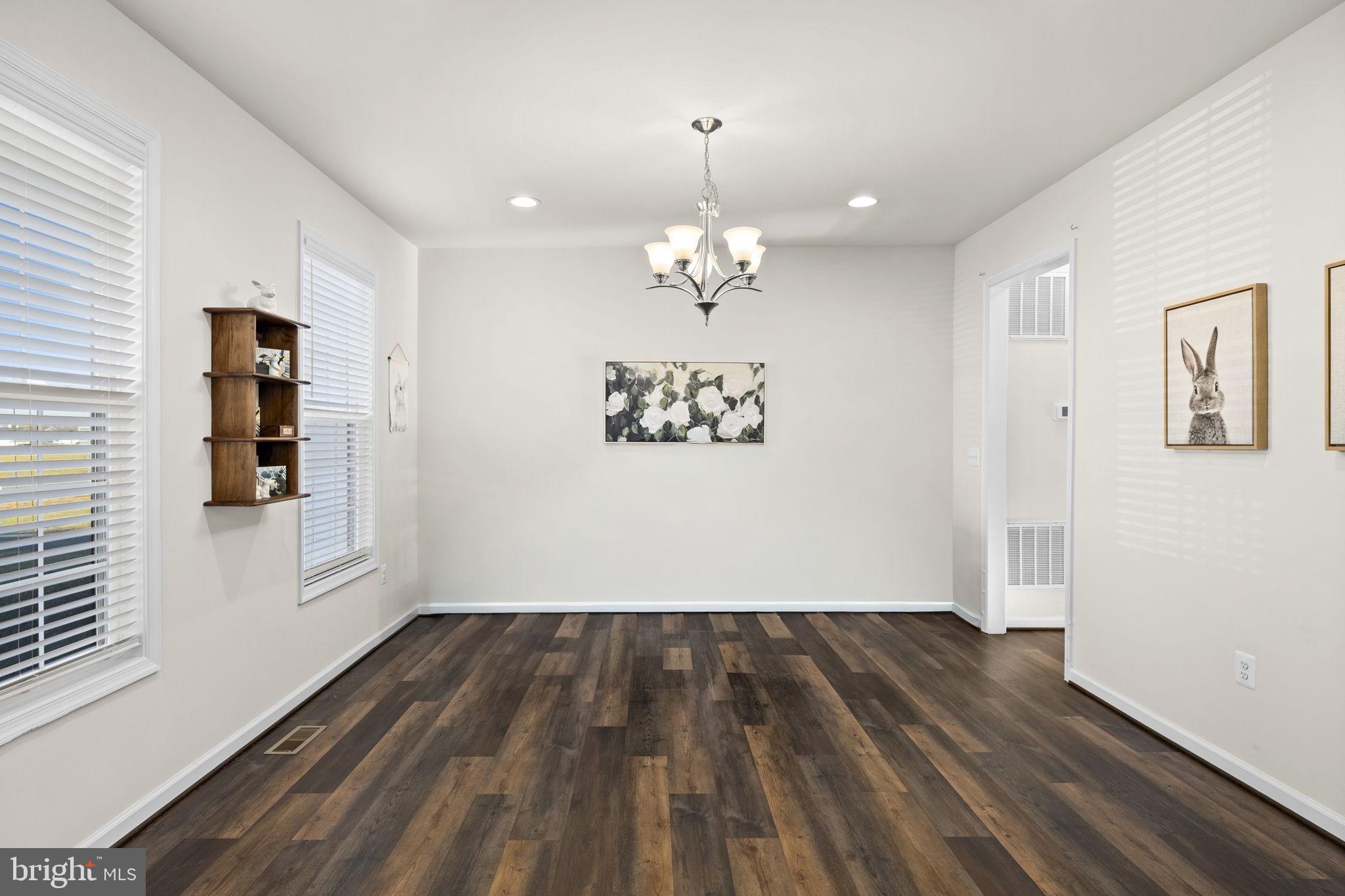 LIBERTY HALL - Residential