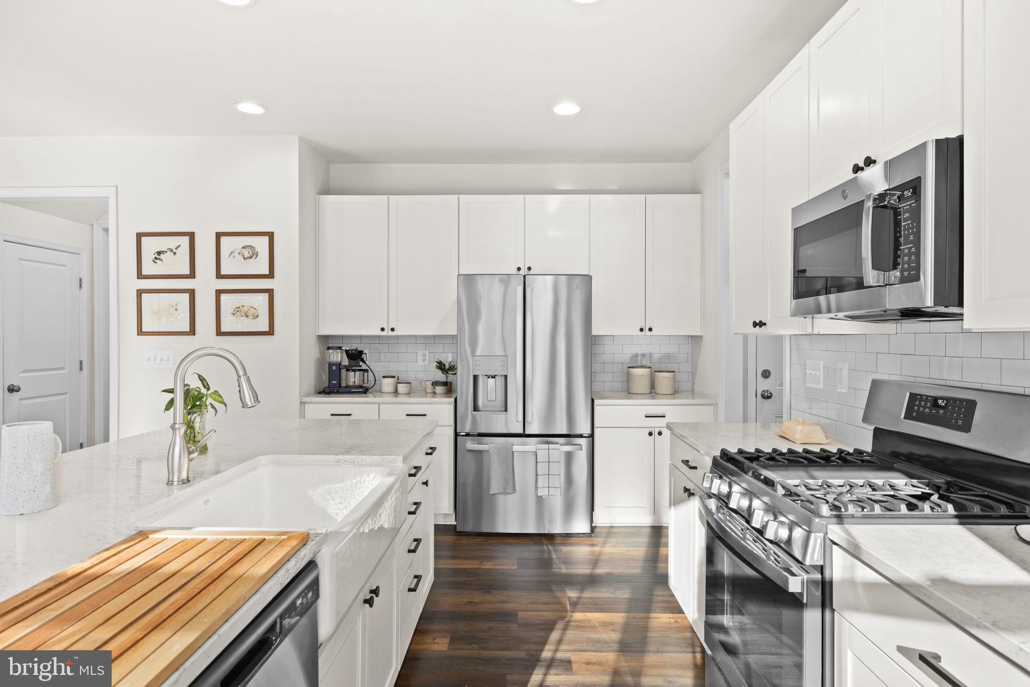 LIBERTY HALL - Residential