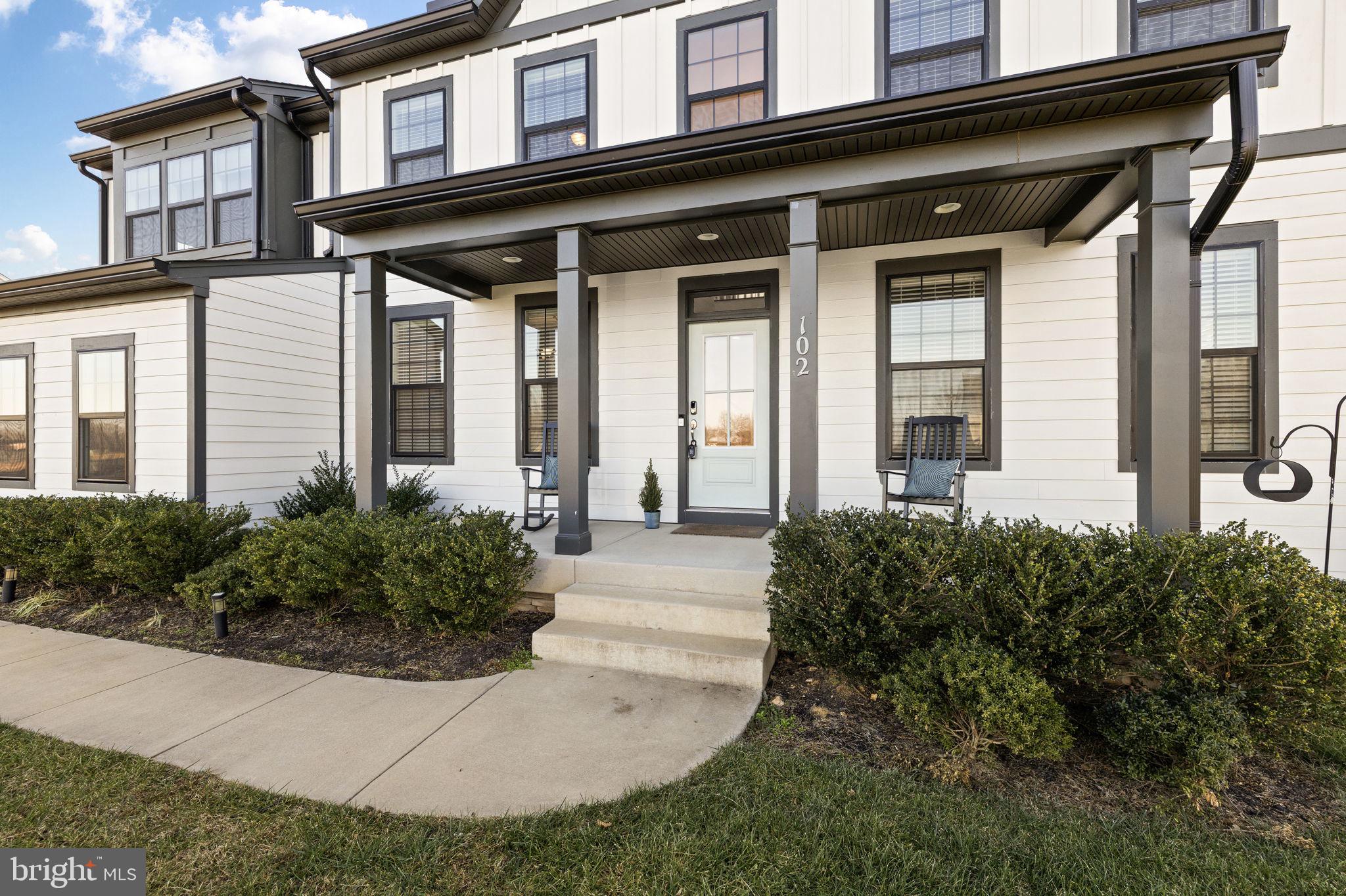 LIBERTY HALL - Residential