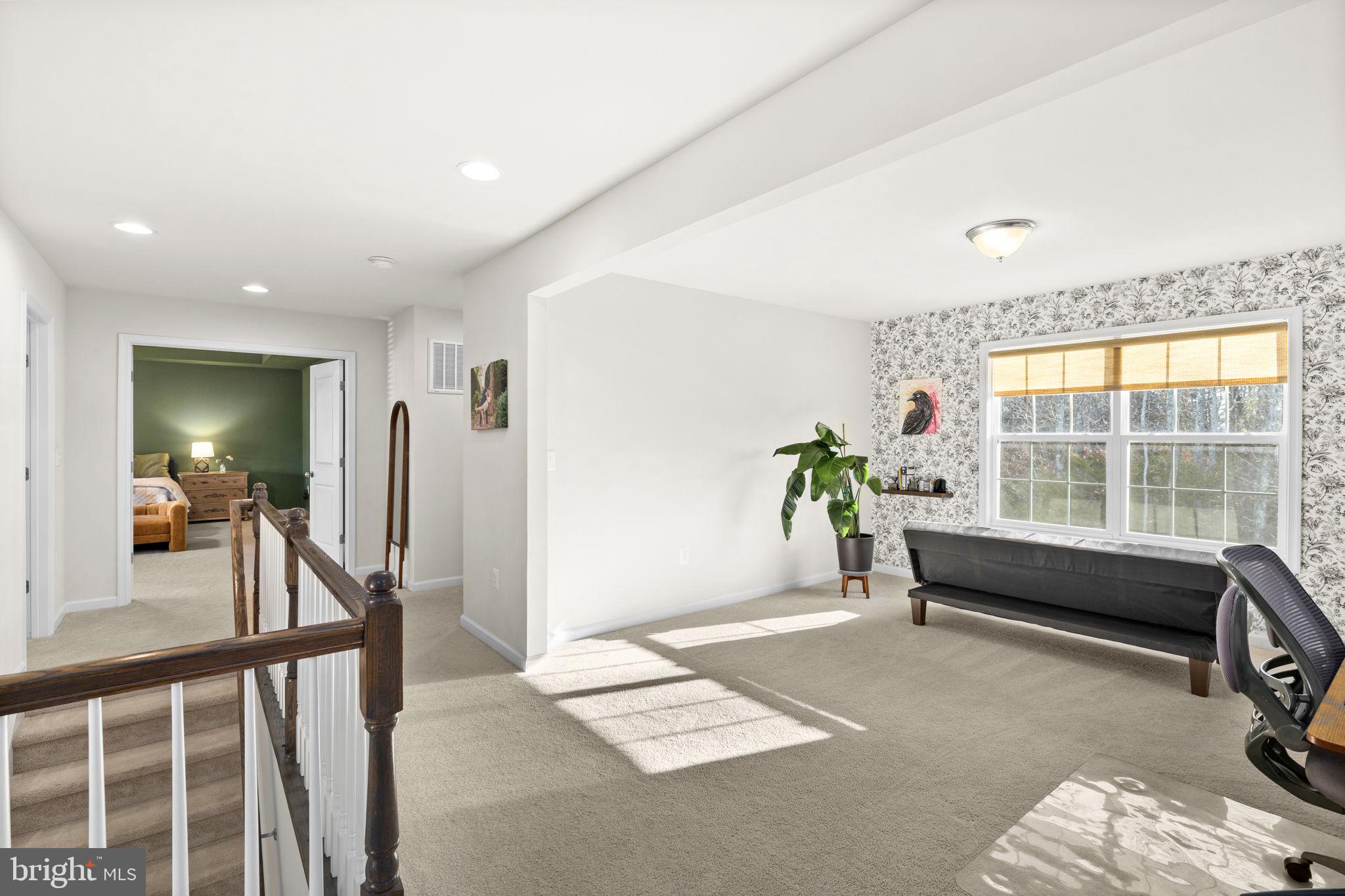 LIBERTY HALL - Residential