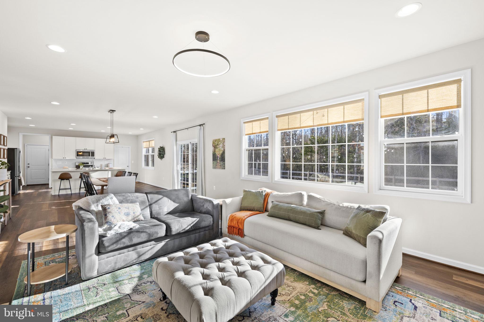 LIBERTY HALL - Residential