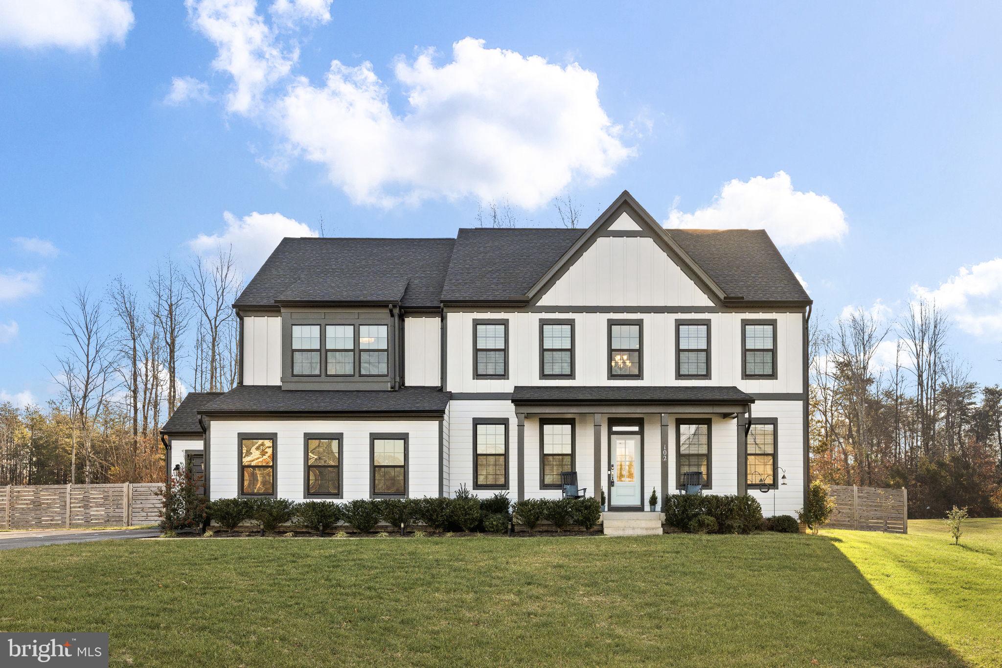 LIBERTY HALL - Residential