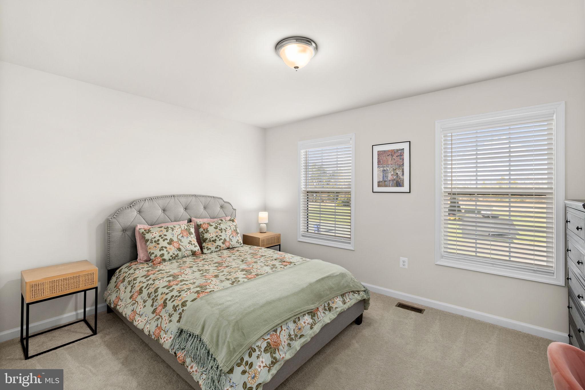 LIBERTY HALL - Residential