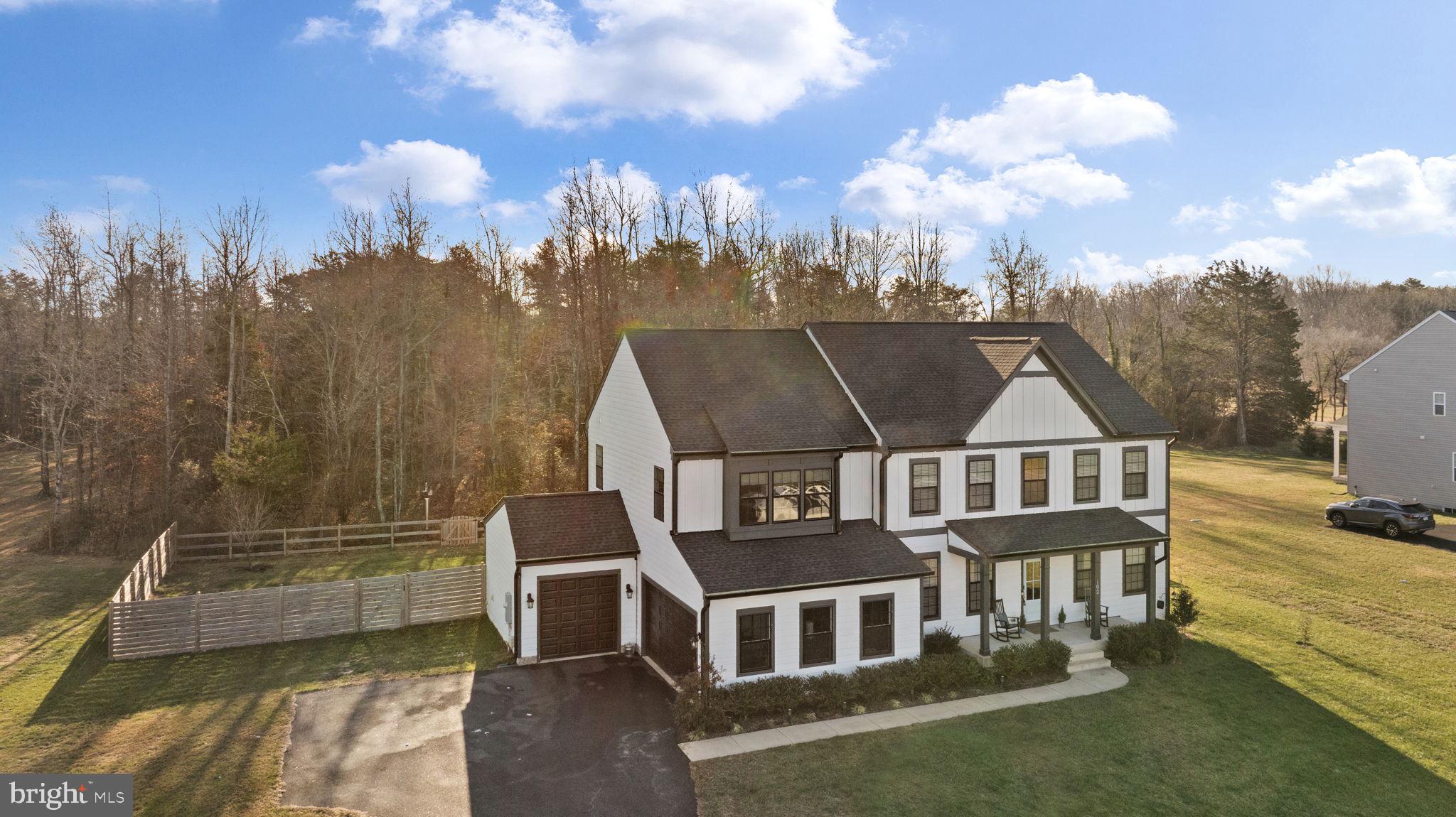 LIBERTY HALL - Residential