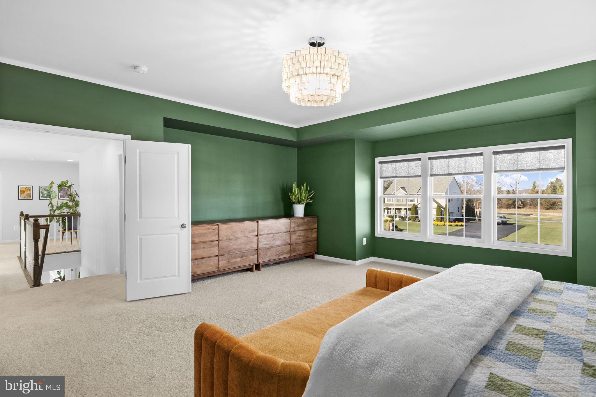 LIBERTY HALL - Residential