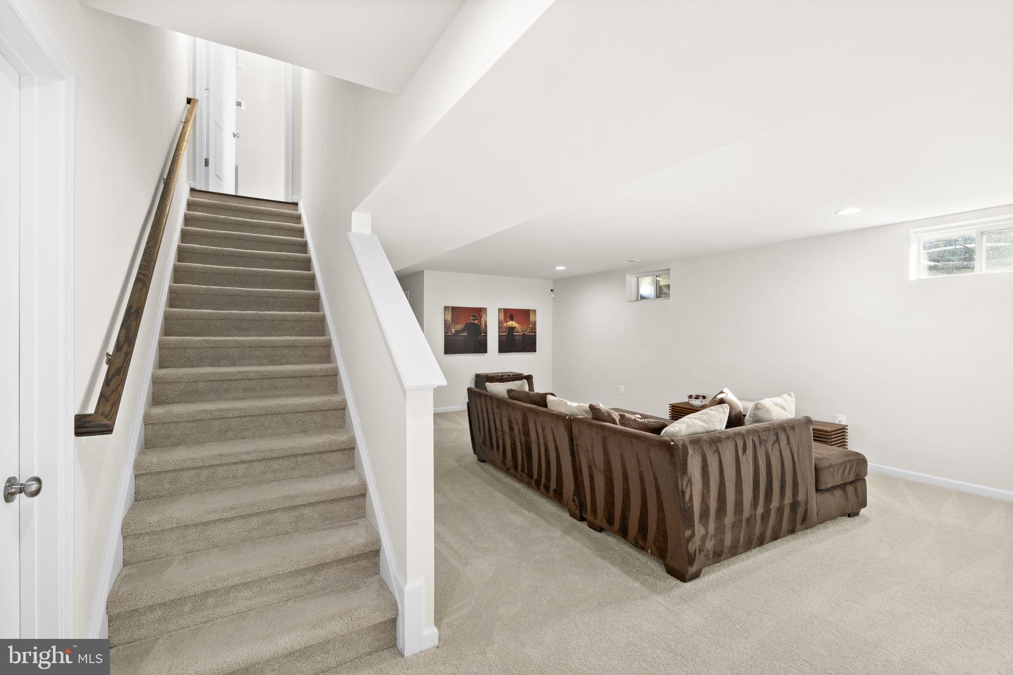 LIBERTY HALL - Residential