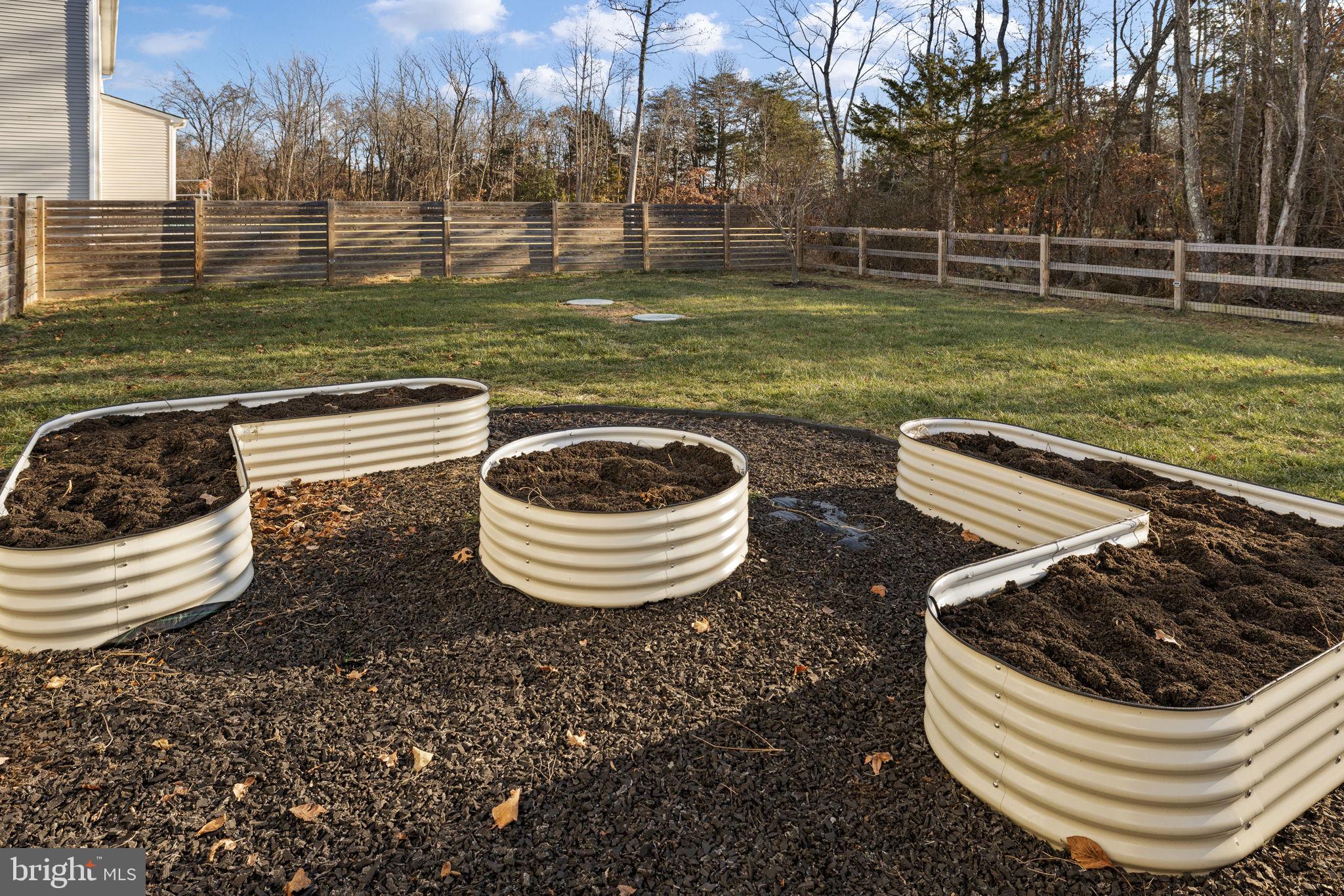 LIBERTY HALL - Residential