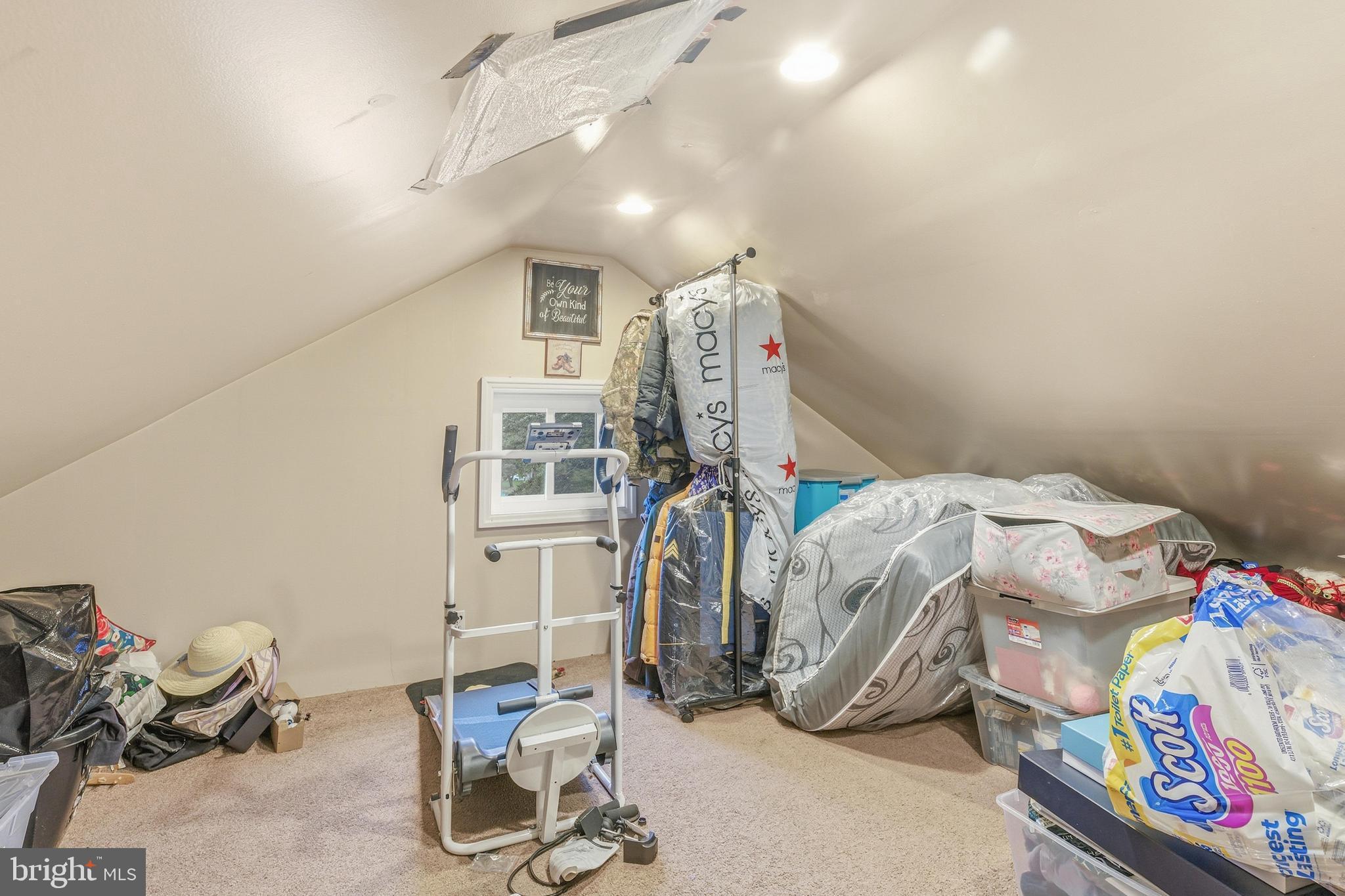 LINWOOD - Residential