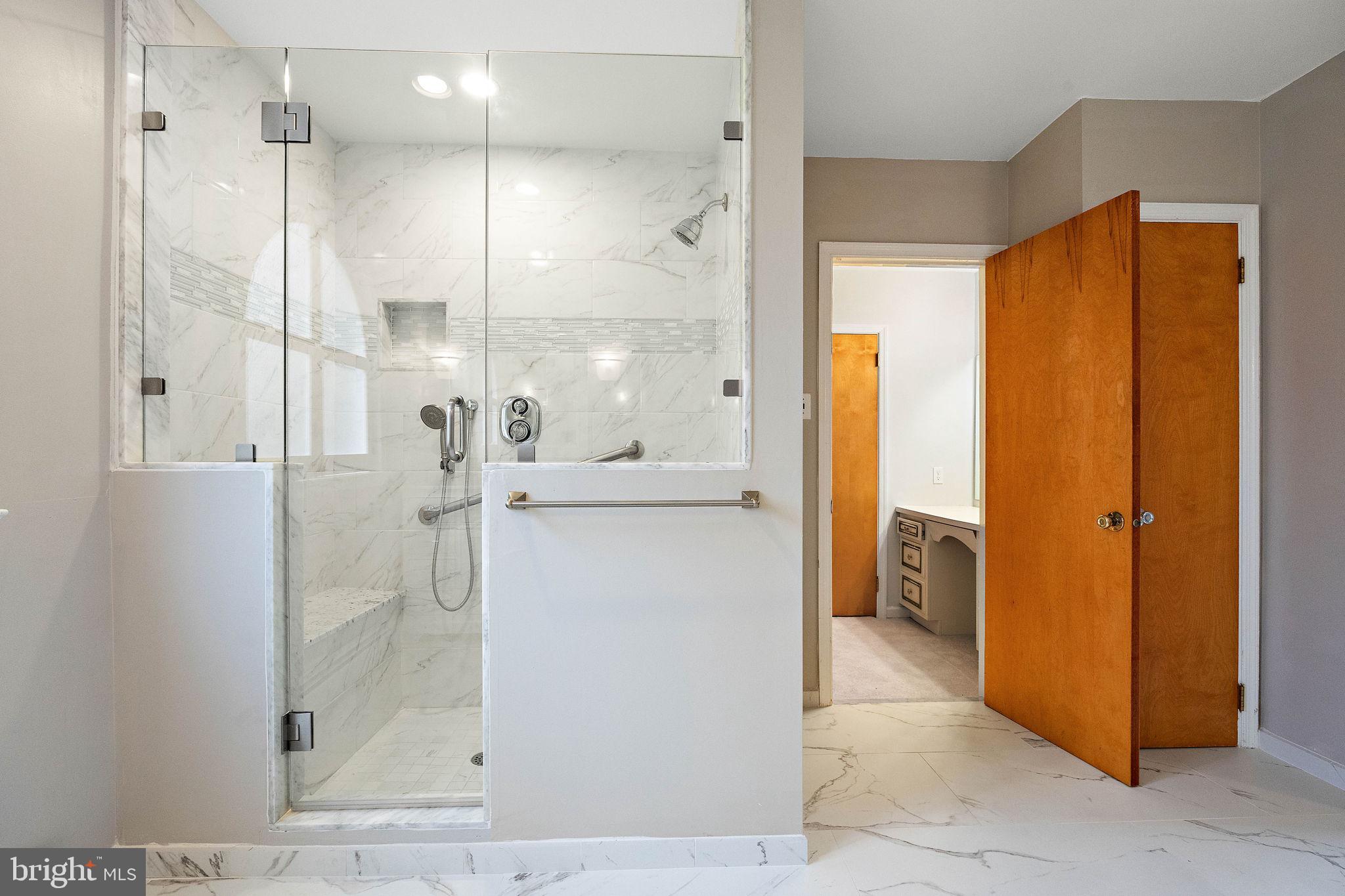 GREENE COUNTRIE - Residential