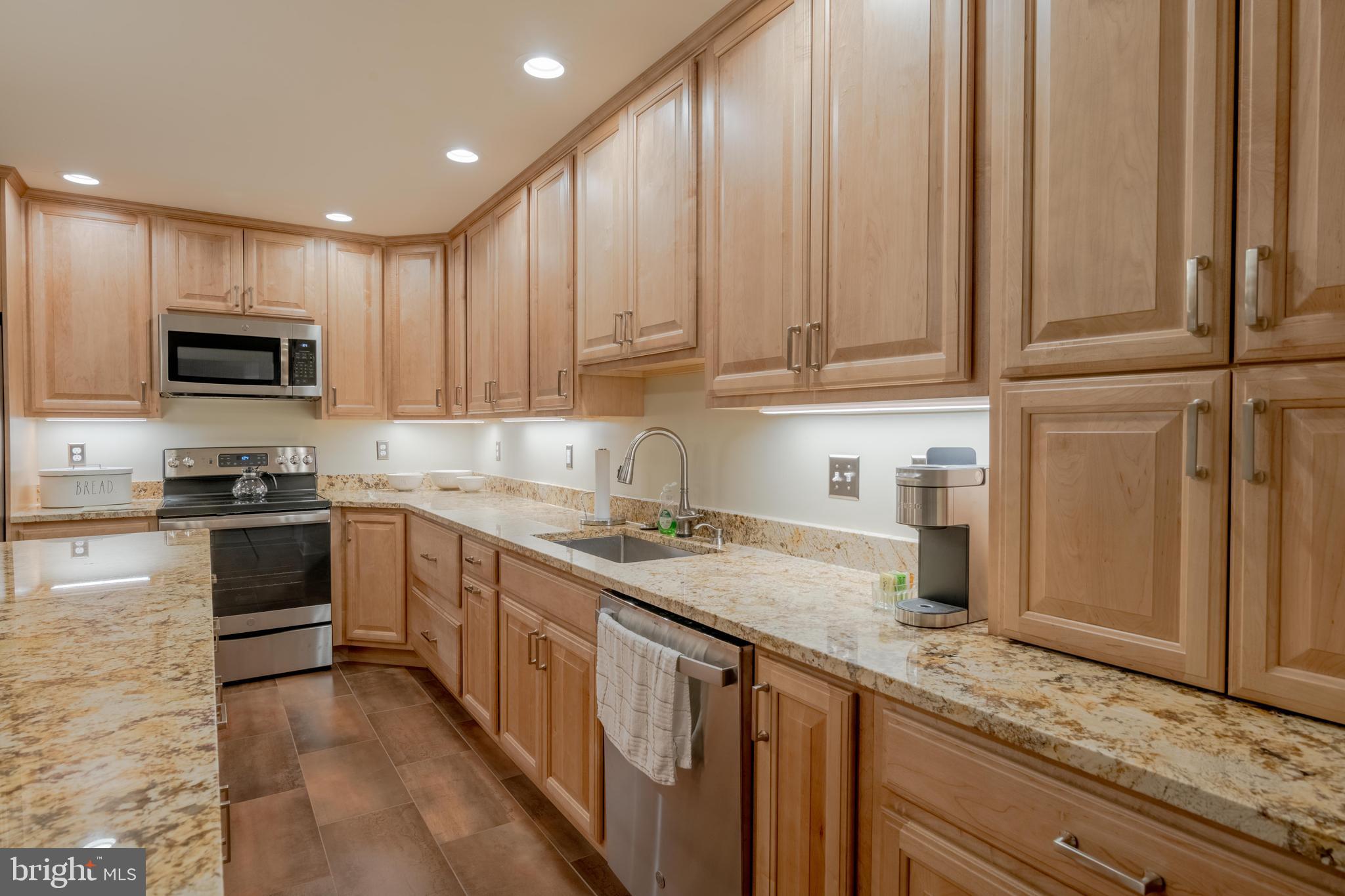 OCEAN PINES - THE POINT - Residential