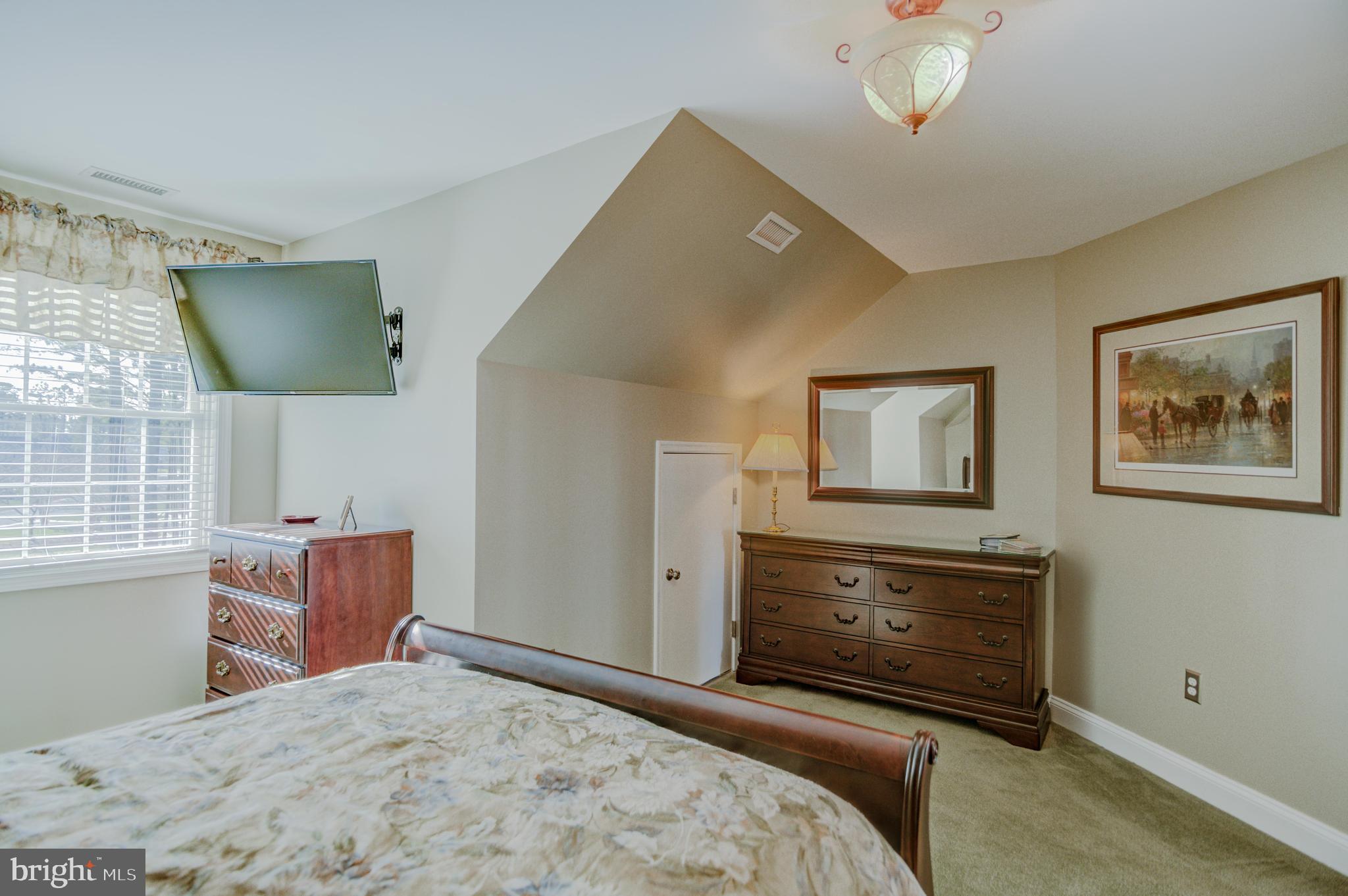 OCEAN PINES - THE POINT - Residential