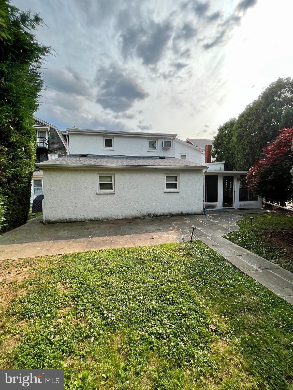 CONSHOHOCKEN - Residential Lease