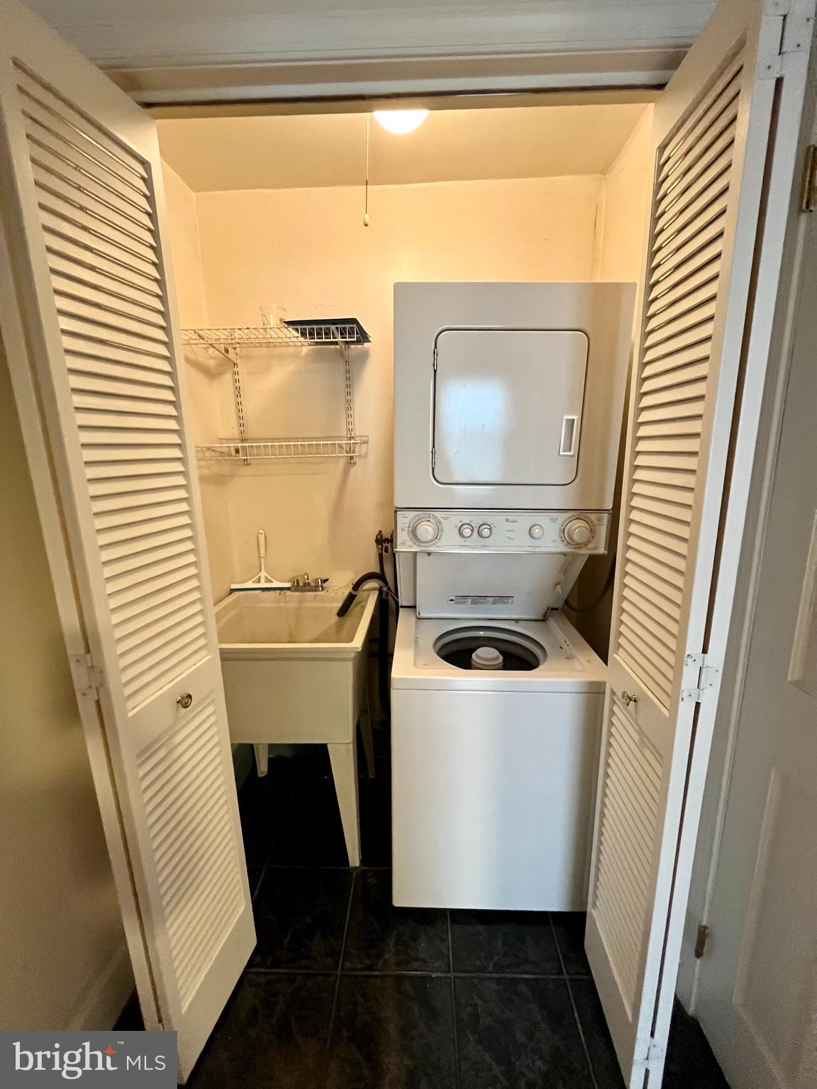 CONSHOHOCKEN - Residential Lease