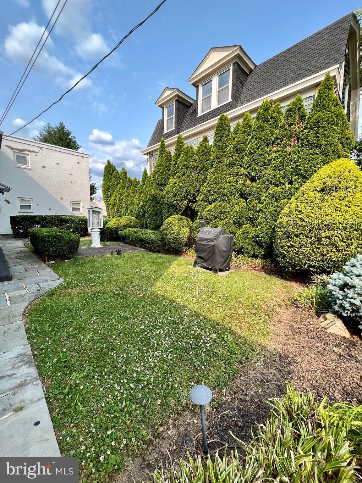 CONSHOHOCKEN - Residential Lease