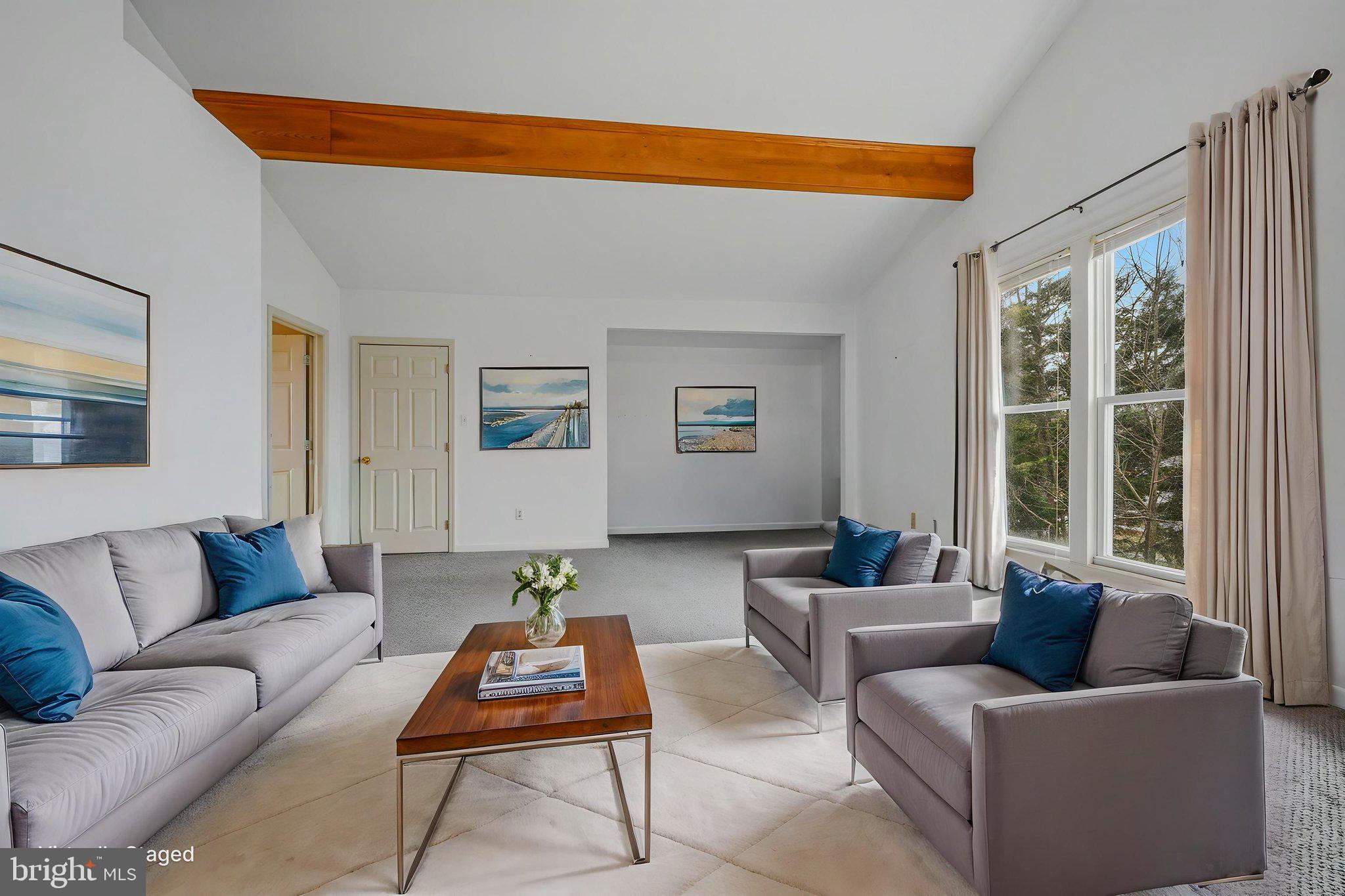 MAPLEWOOD - Residential