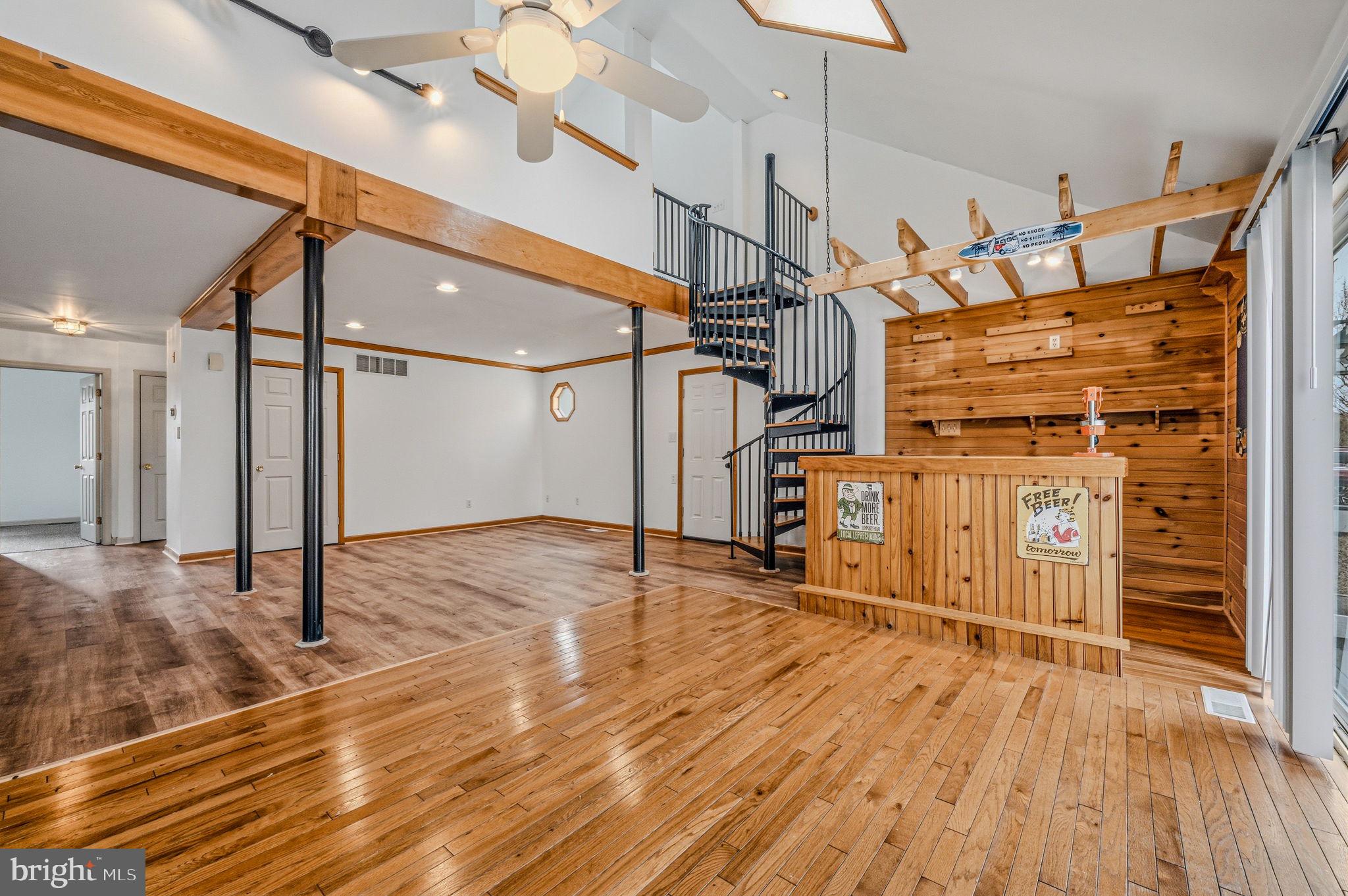 MAPLEWOOD - Residential