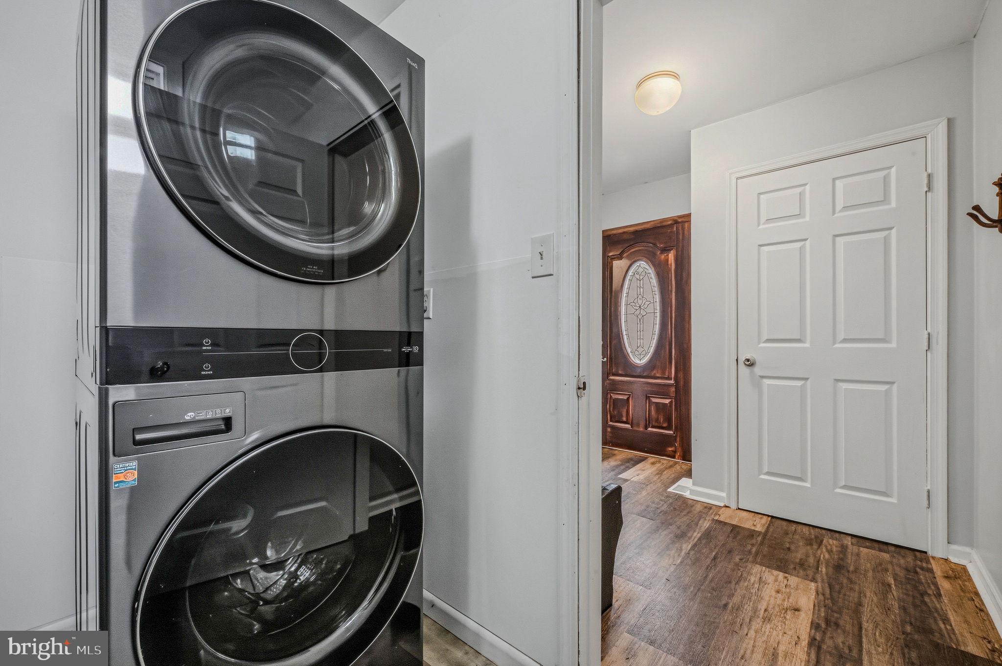 MAPLEWOOD - Residential