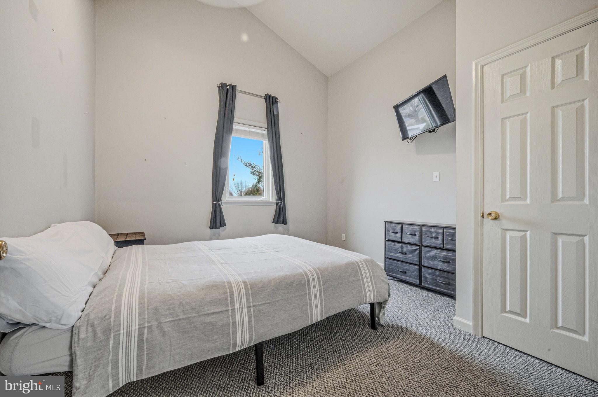 MAPLEWOOD - Residential