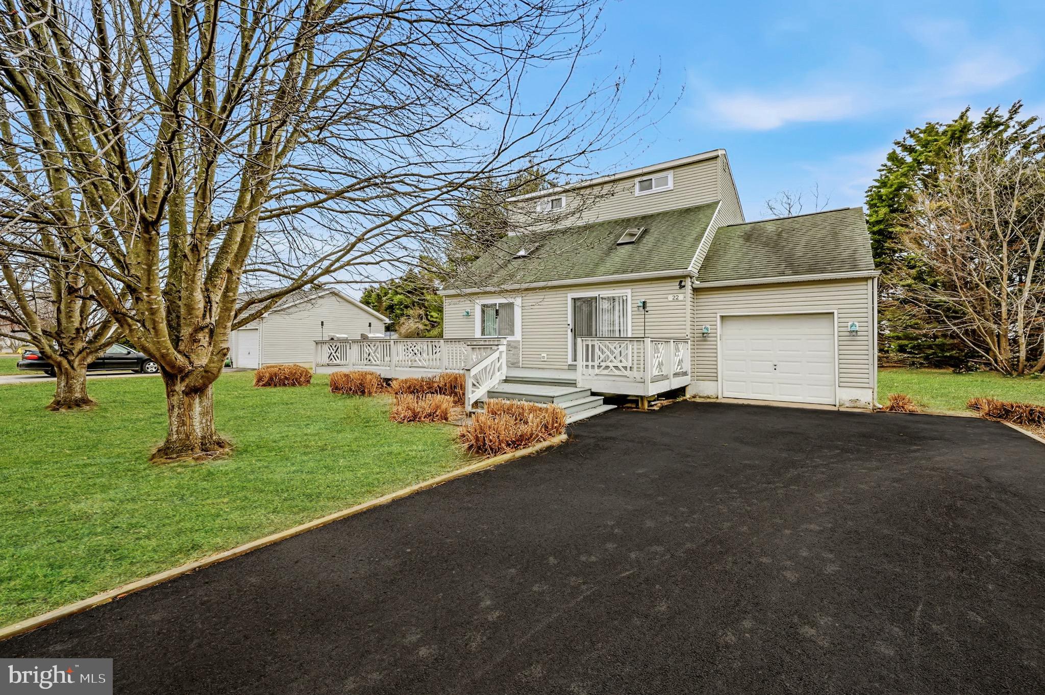 MAPLEWOOD - Residential