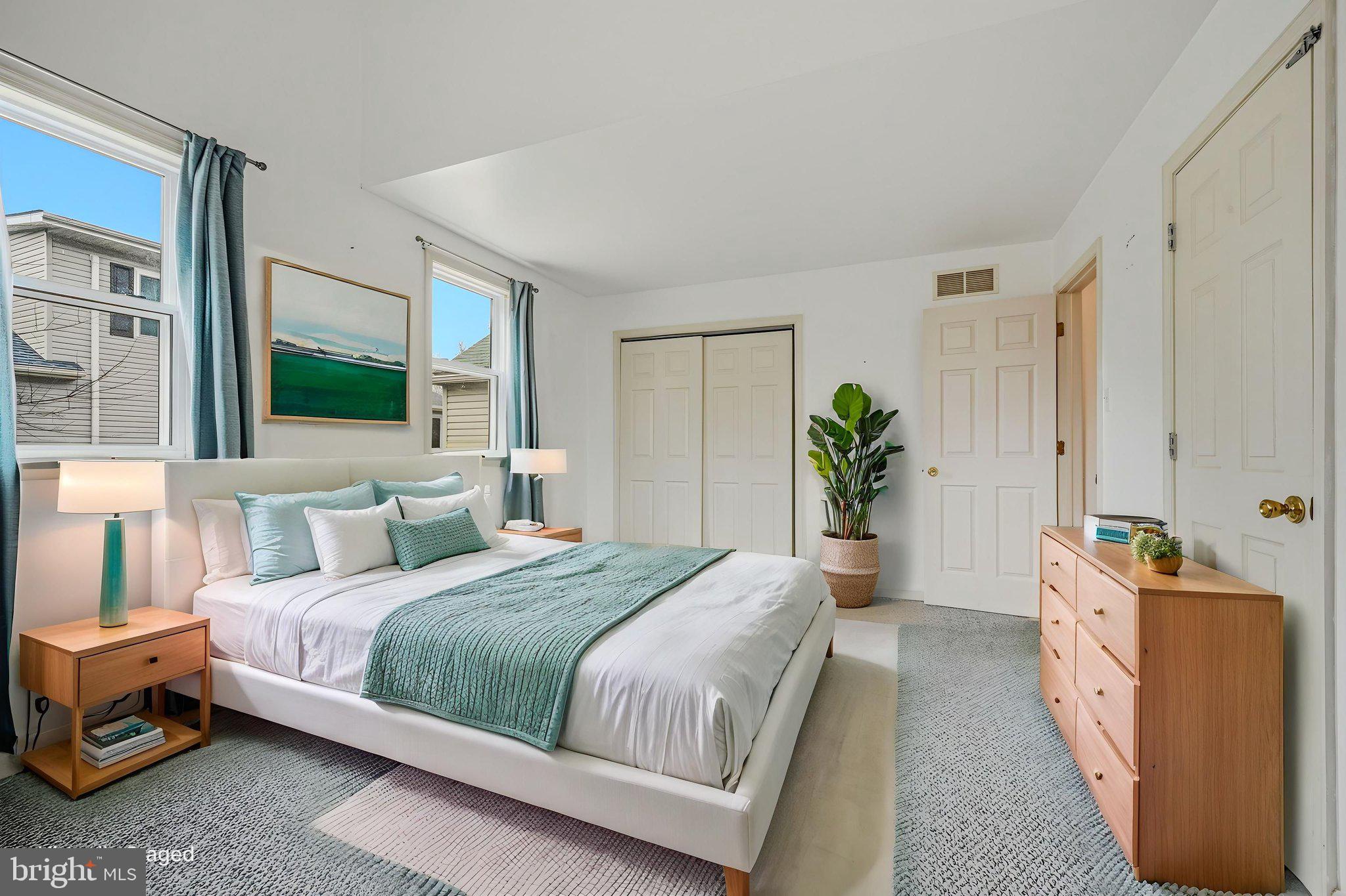 MAPLEWOOD - Residential