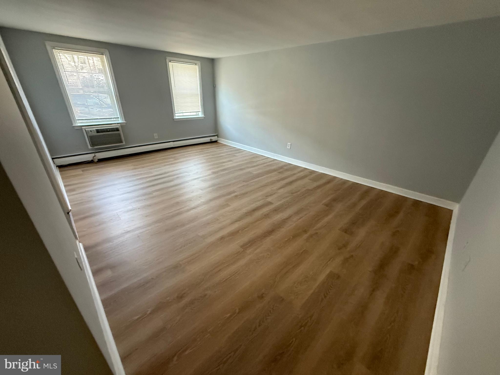 27 WALLINGFORD AVENUE B-3