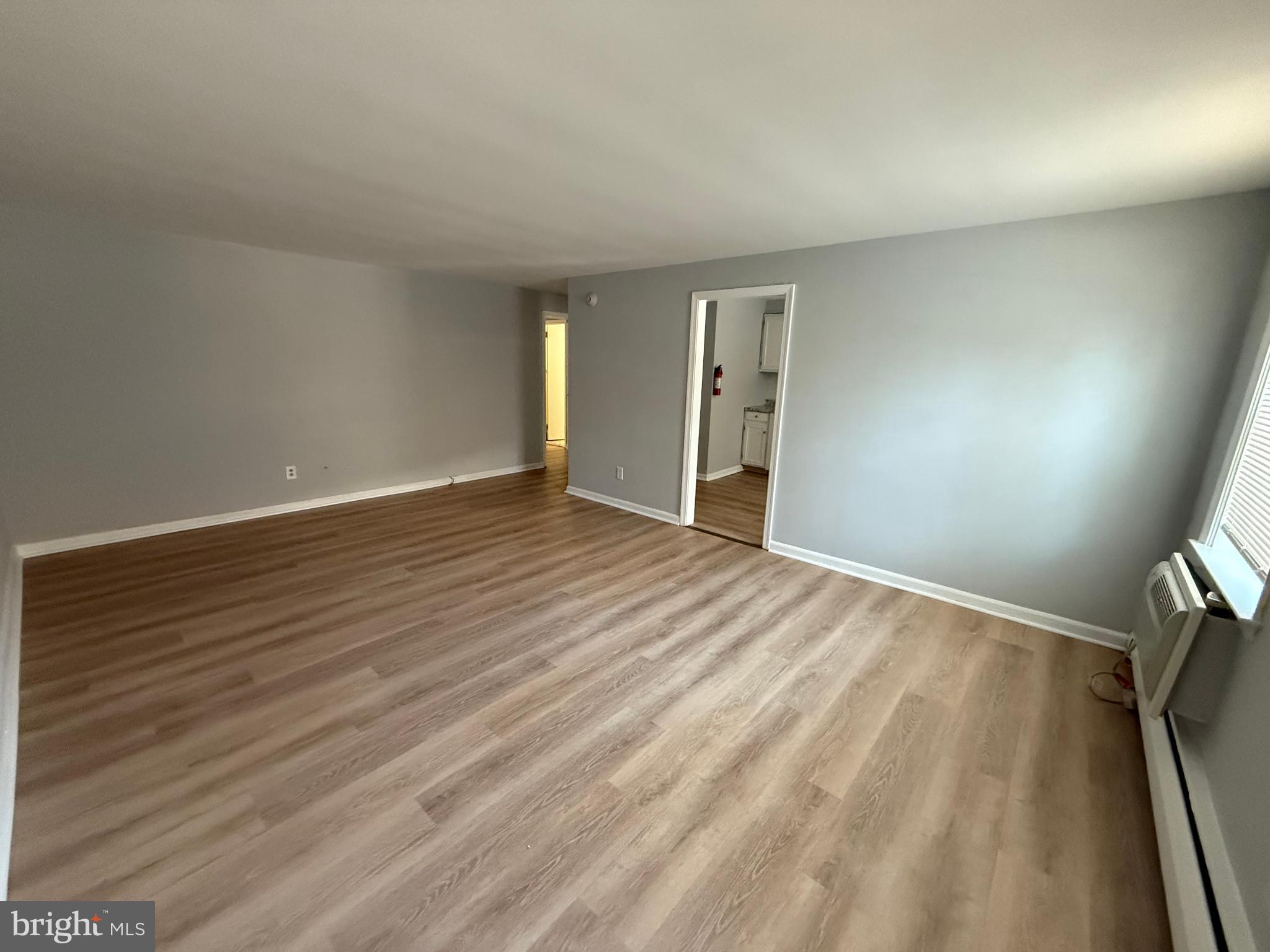 27 WALLINGFORD AVENUE B-3