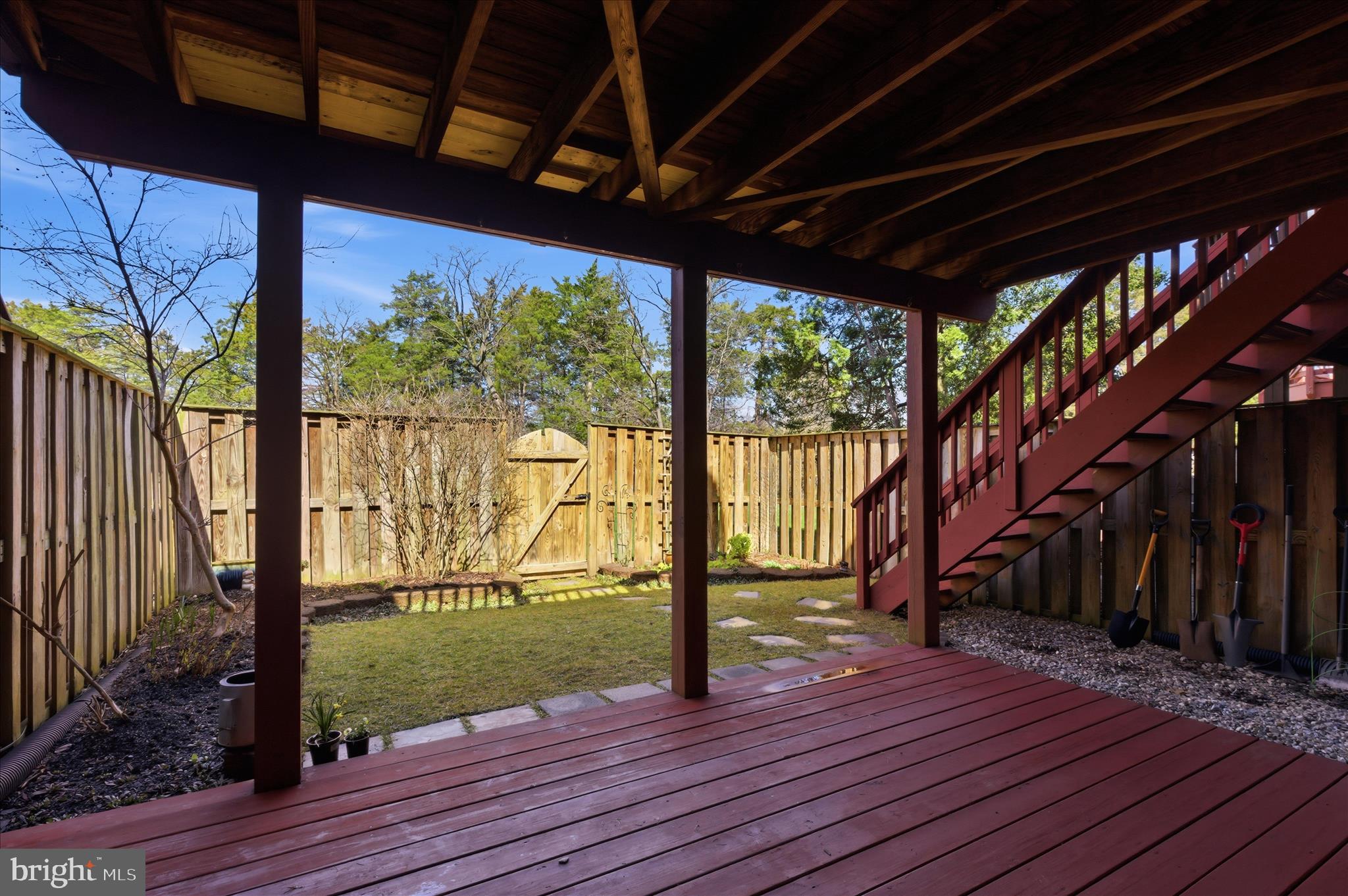 ASHBURN FARM - Residential