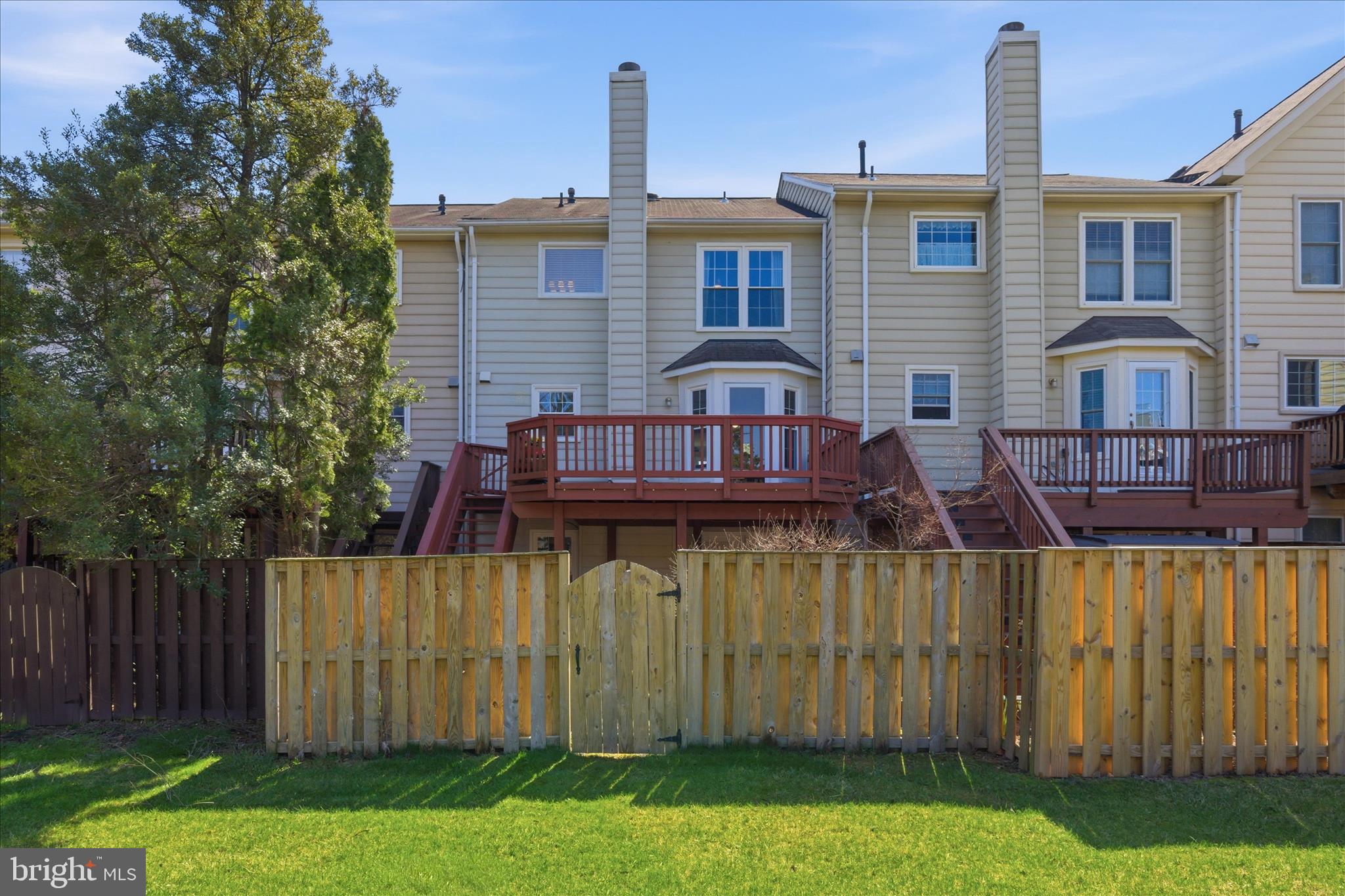 ASHBURN FARM - Residential